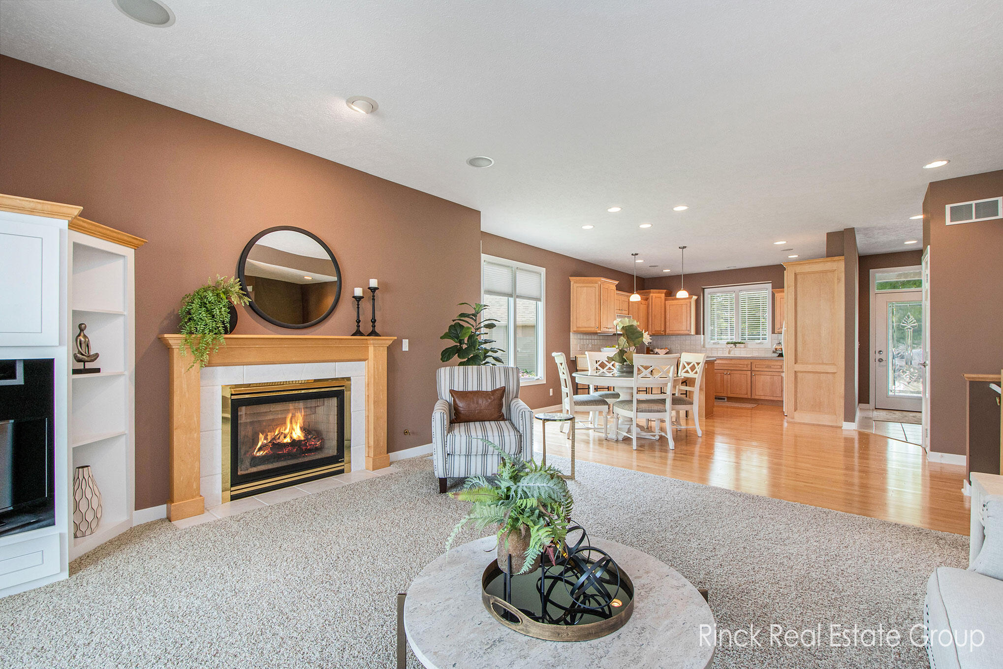 3845 Canterbury Drive 26