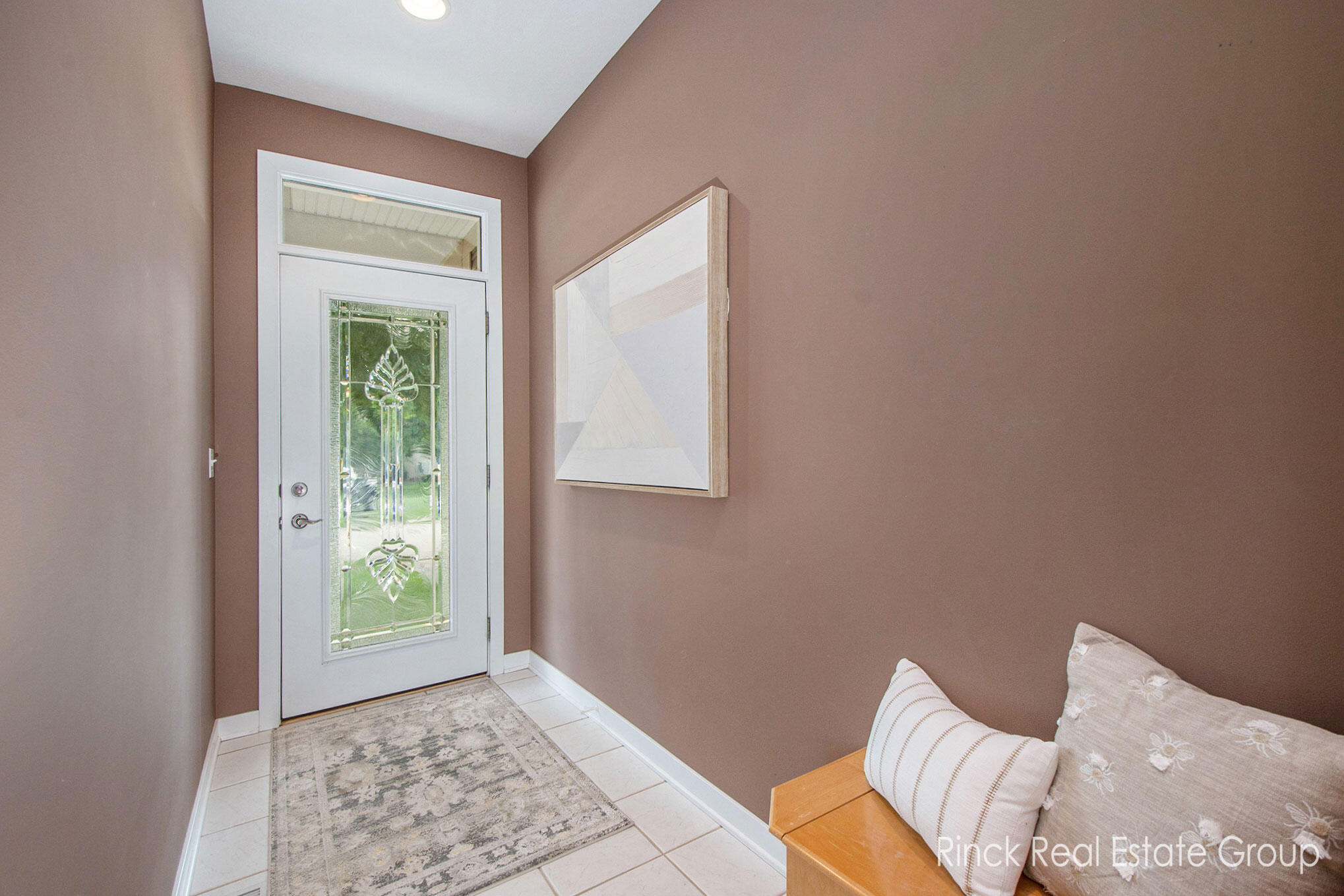 3845 Canterbury Drive 26