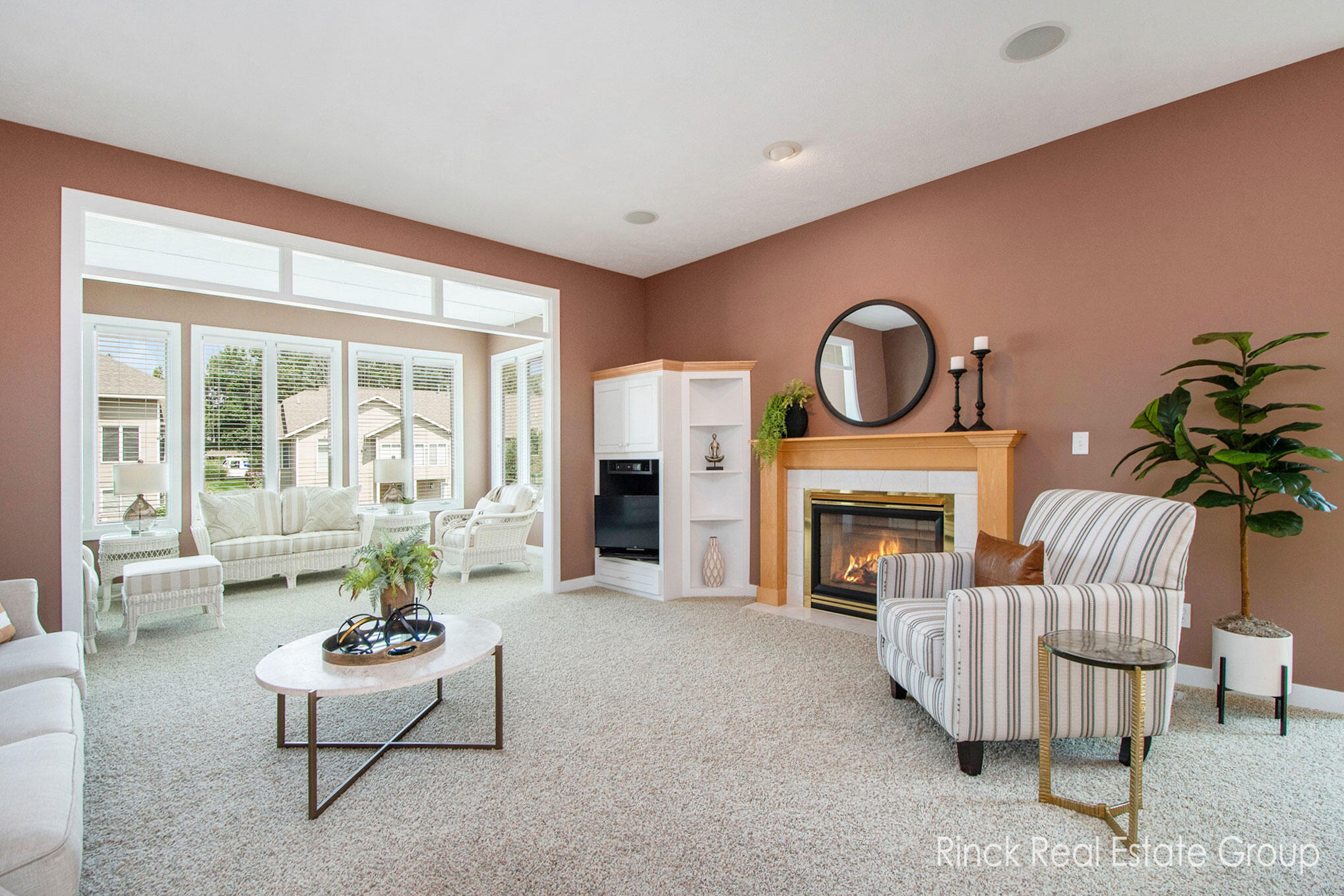 3845 Canterbury Drive 26