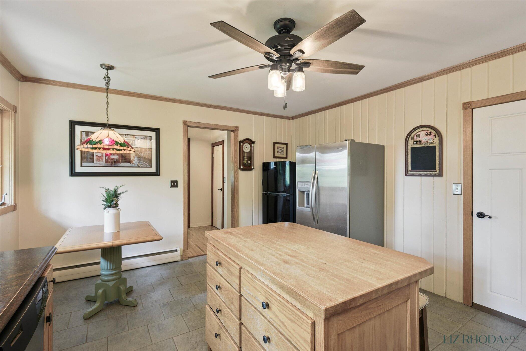 10505 Fulton Street E