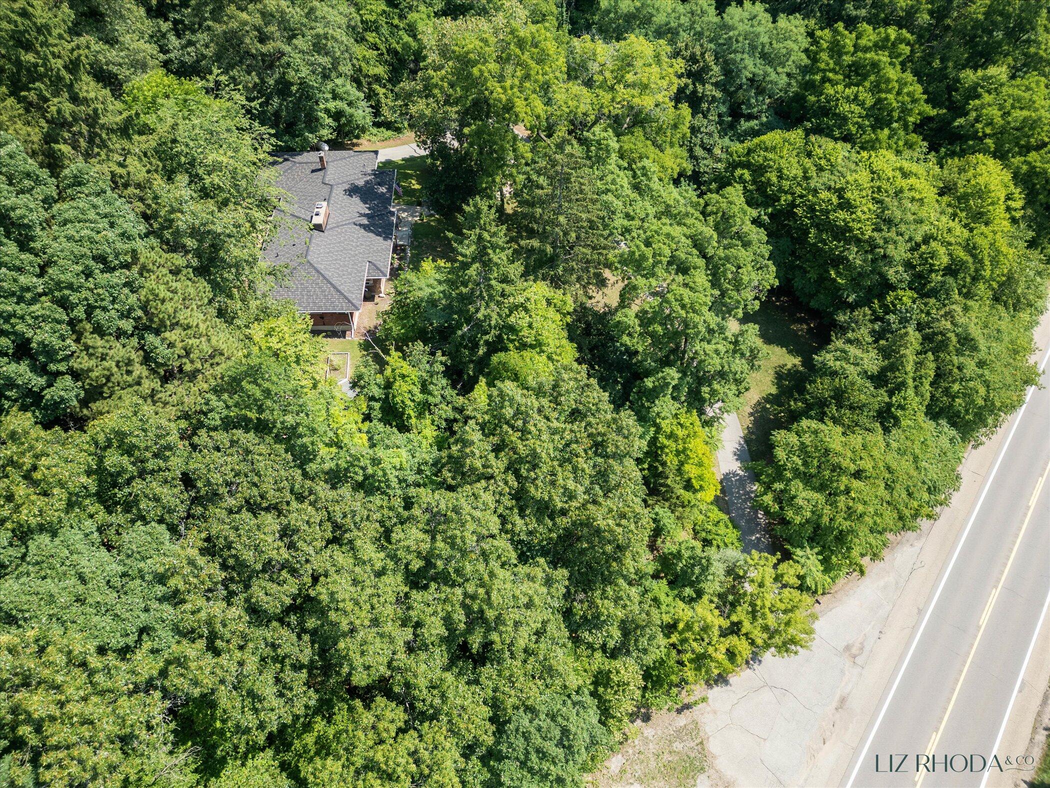 10505 Fulton Street E