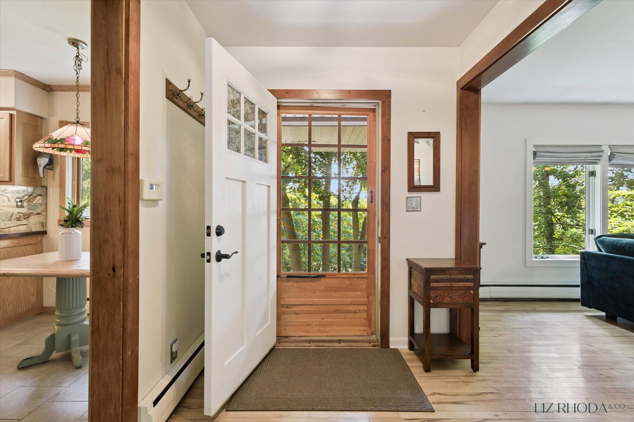 10505 Fulton Street E