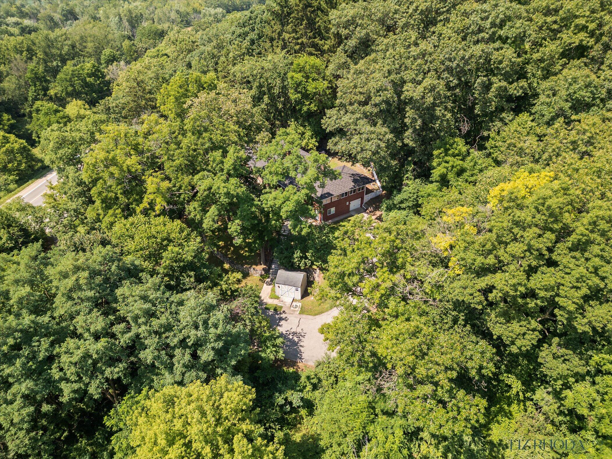 10505 Fulton Street E