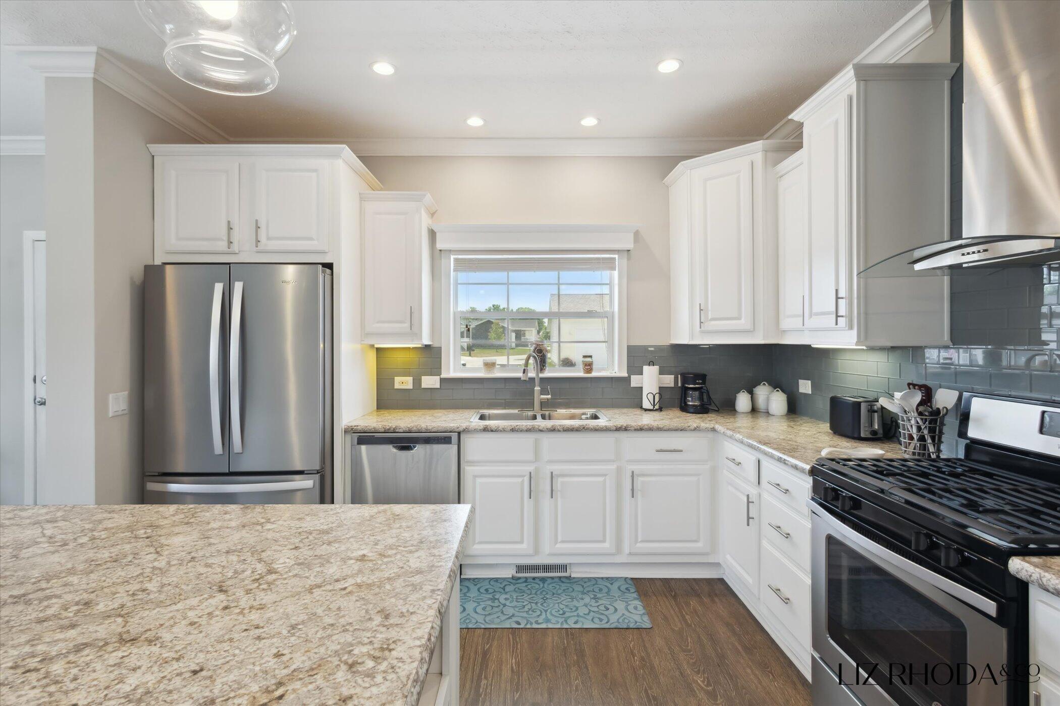 5933 Trillium Hills Drive NE