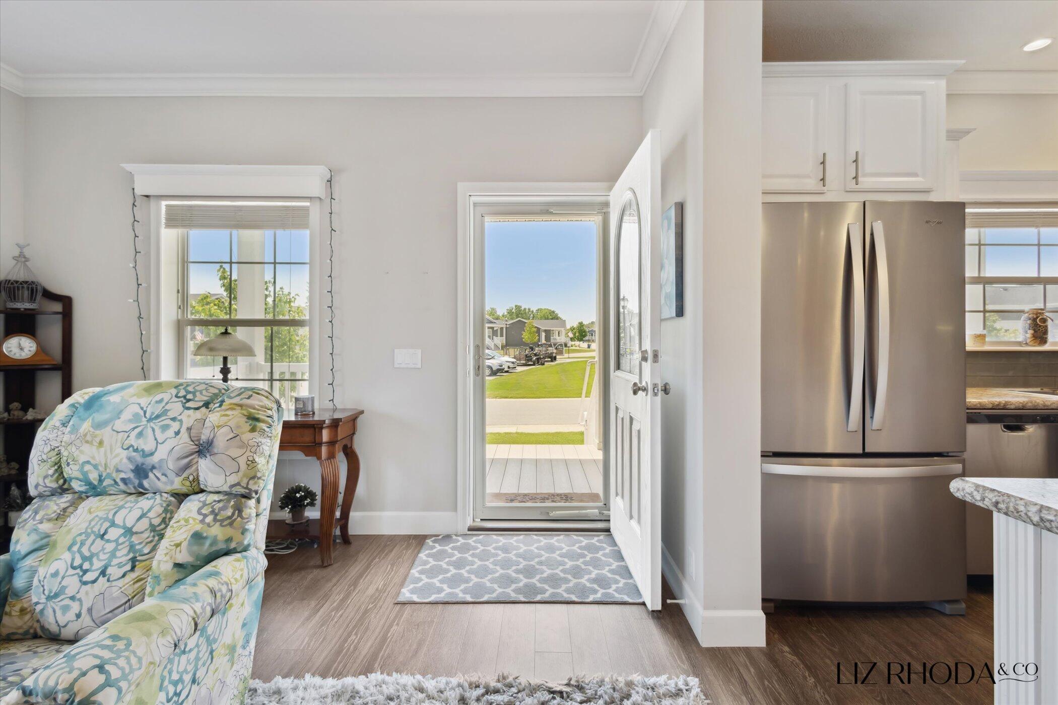 5933 Trillium Hills Drive NE