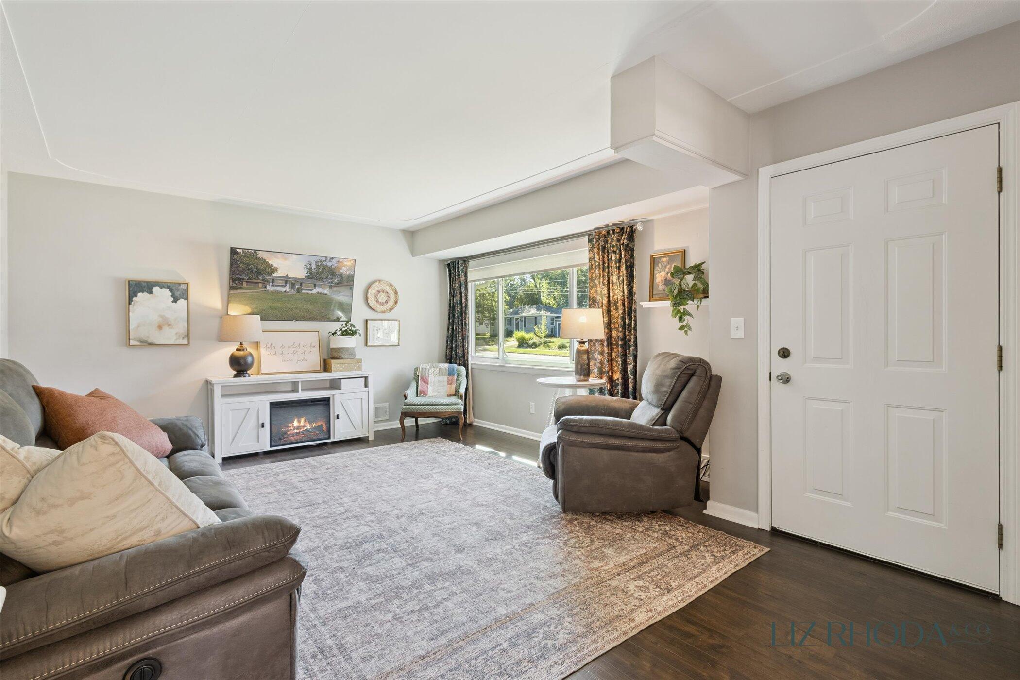 4131 Pineview Street SW