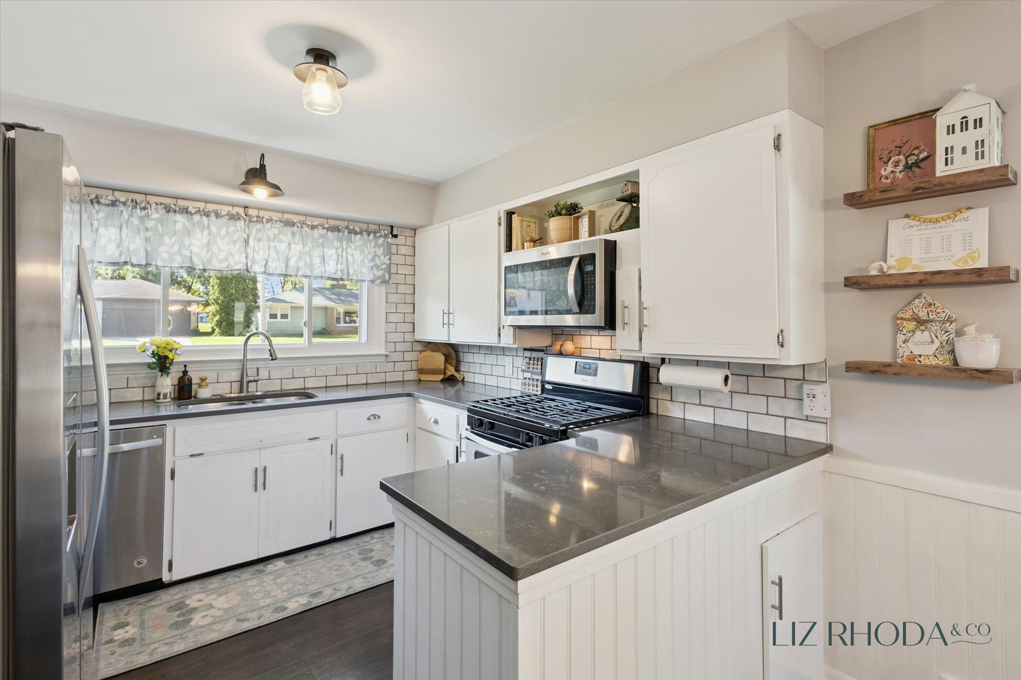 4131 Pineview Street SW