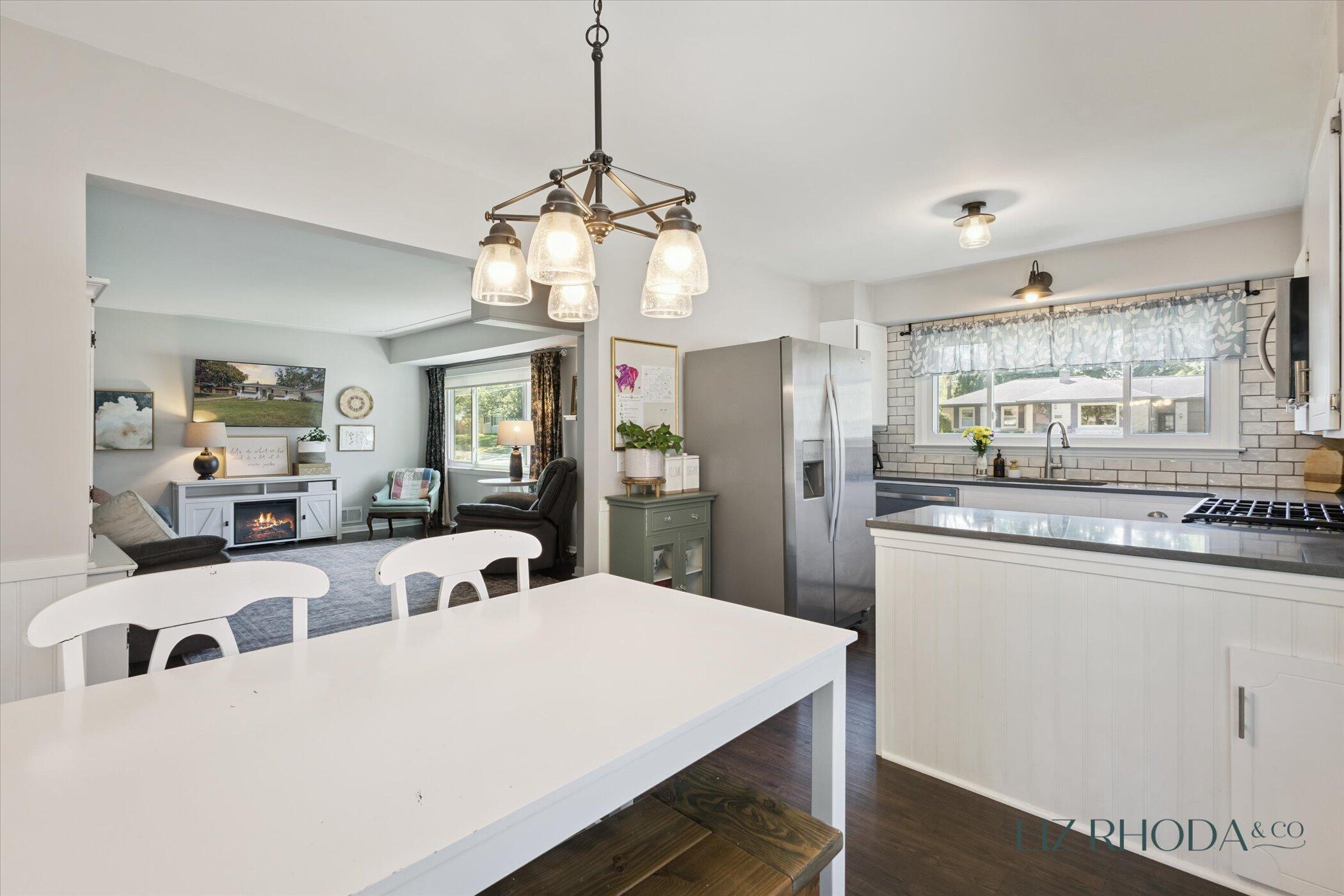 4131 Pineview Street SW