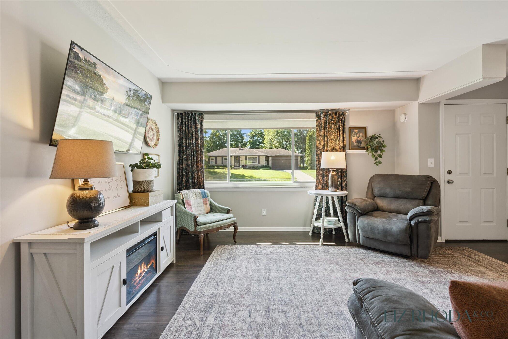 4131 Pineview Street SW