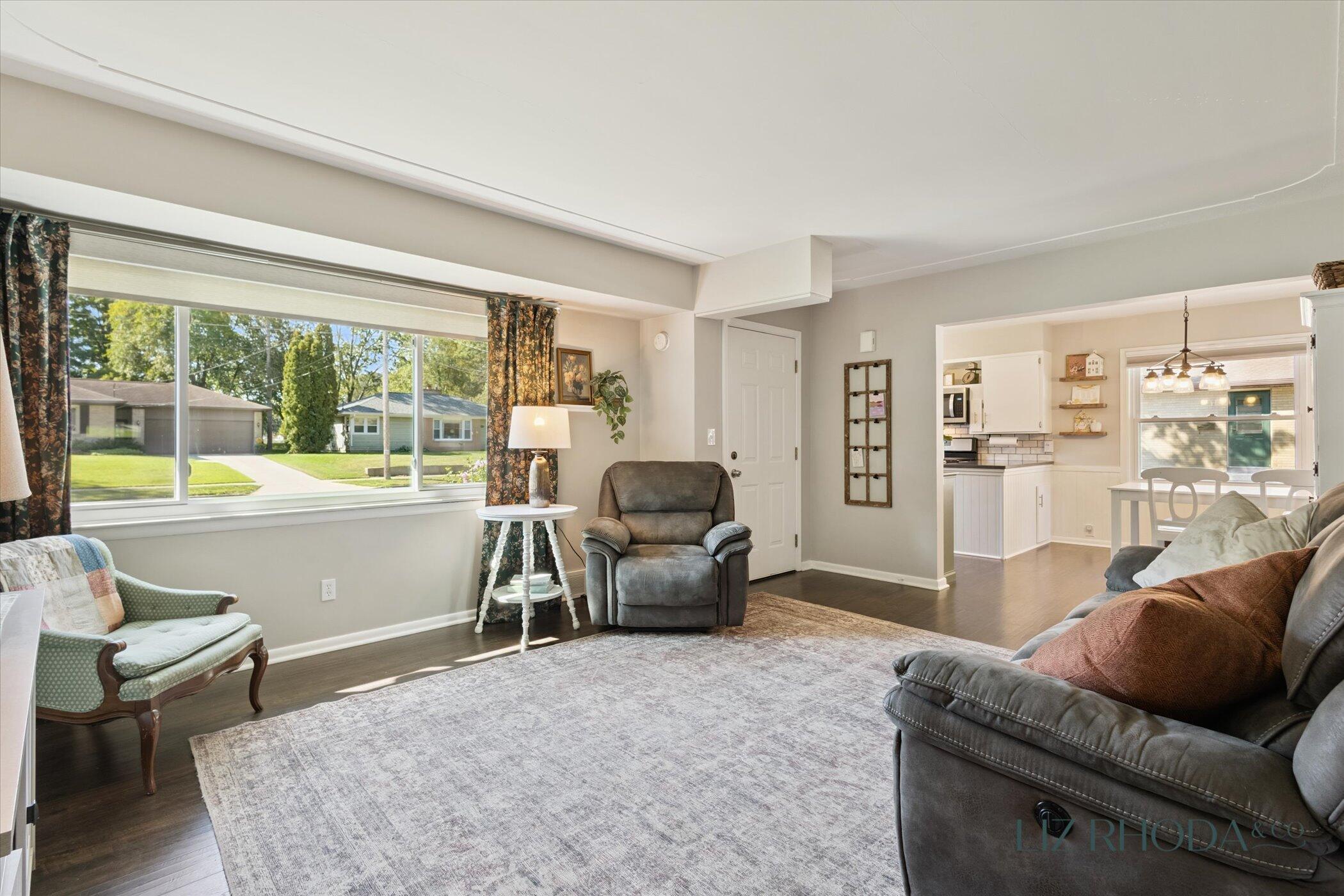 4131 Pineview Street SW