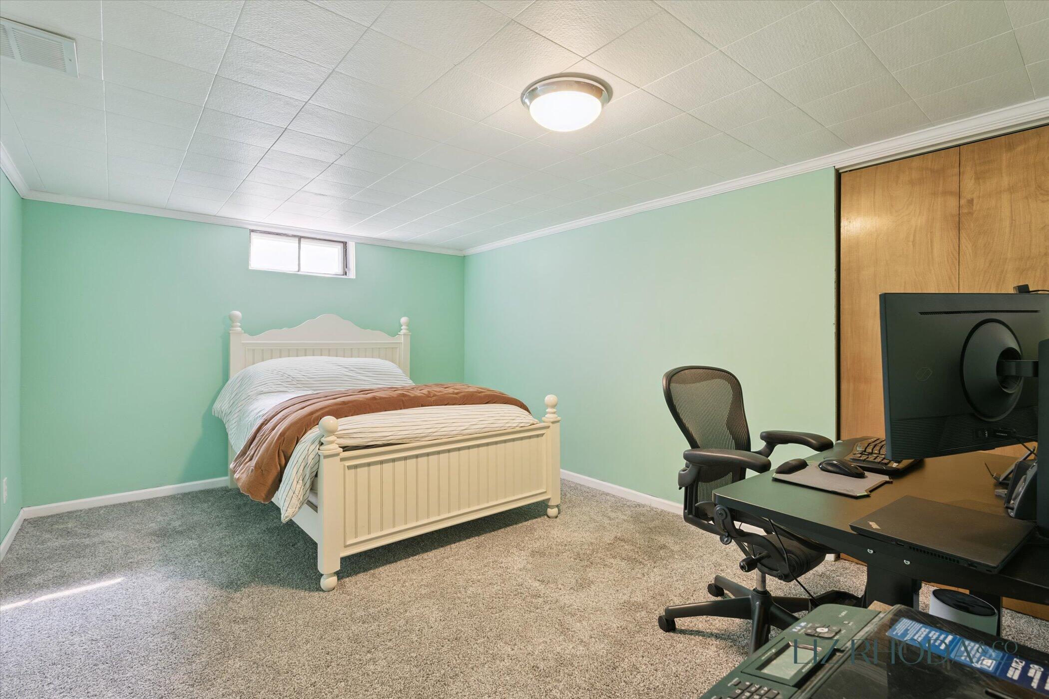 4131 Pineview Street SW