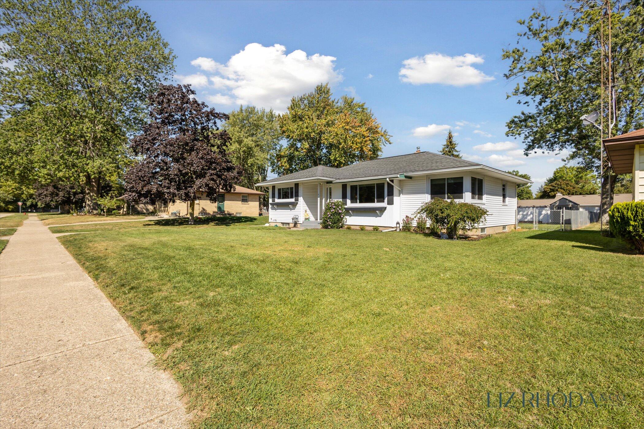 4131 Pineview Street SW