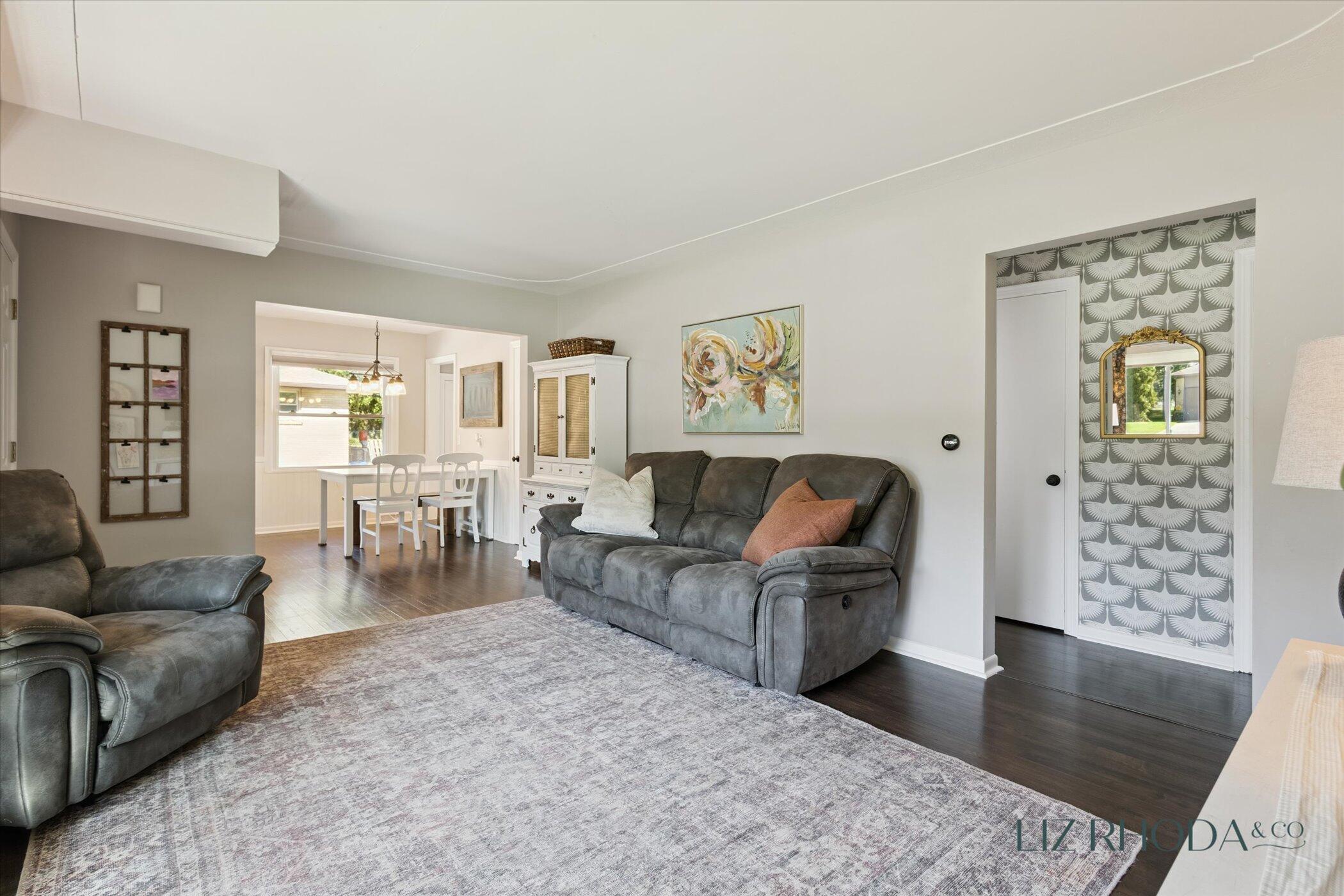 4131 Pineview Street SW