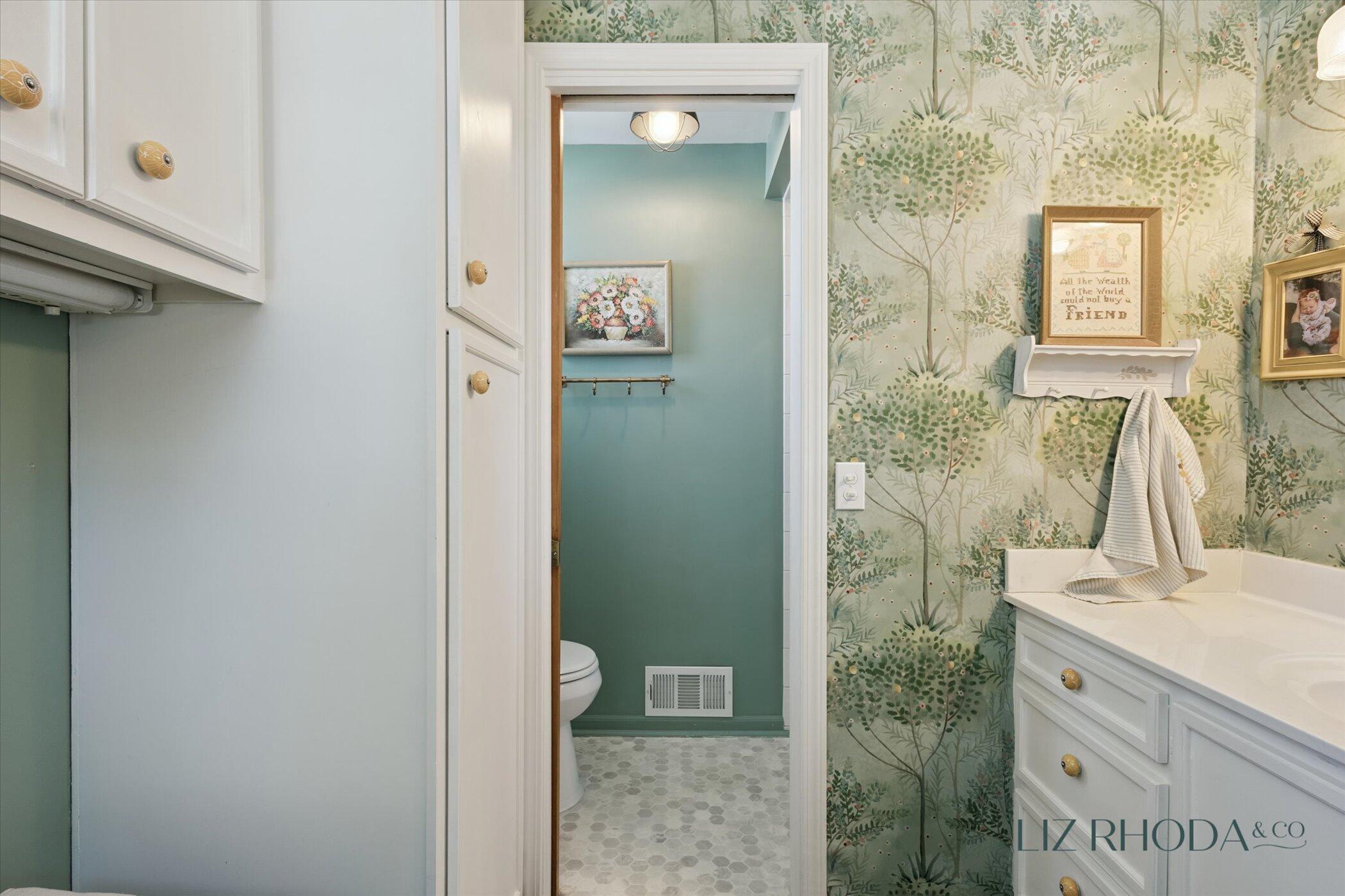 4131 Pineview Street SW