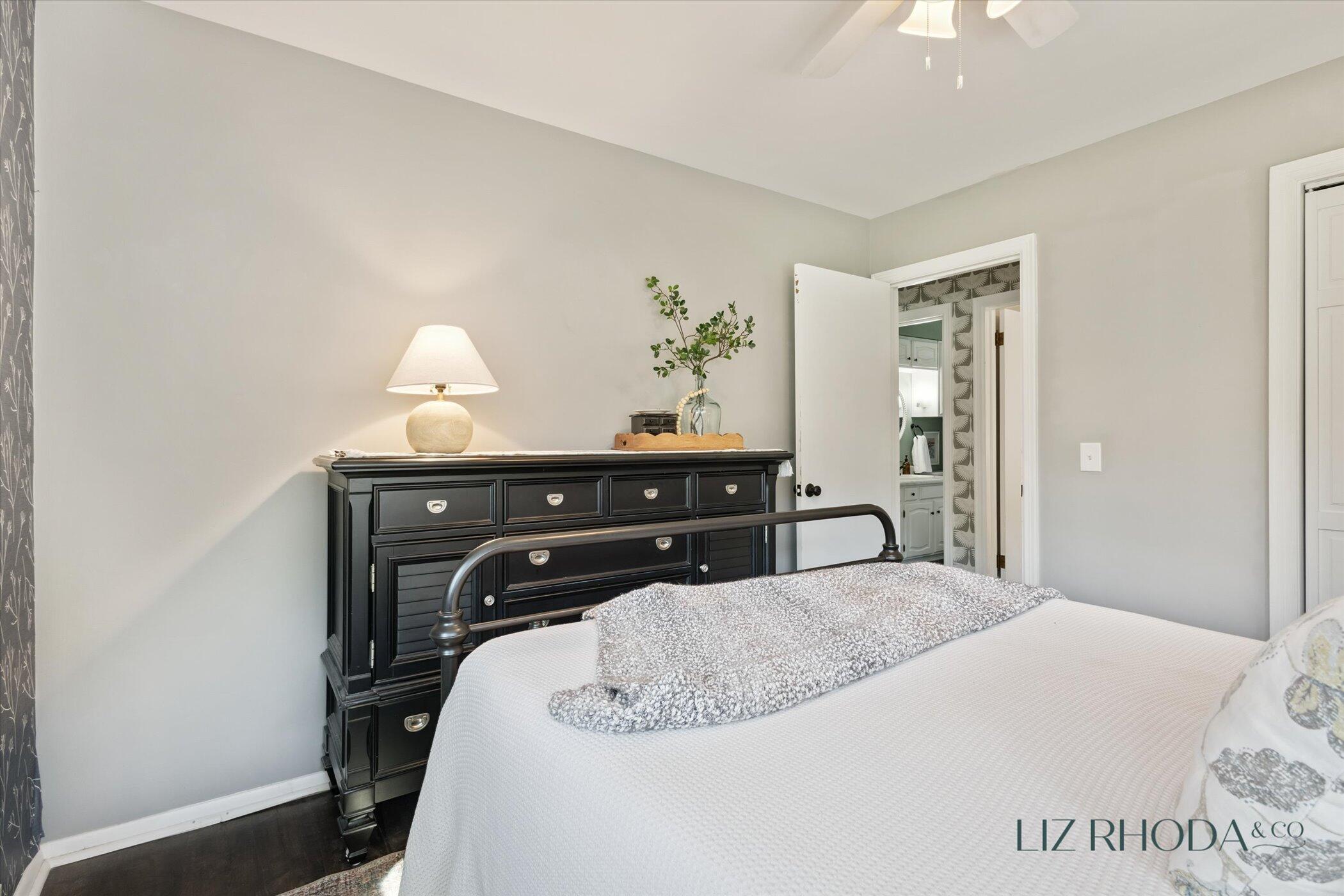 4131 Pineview Street SW