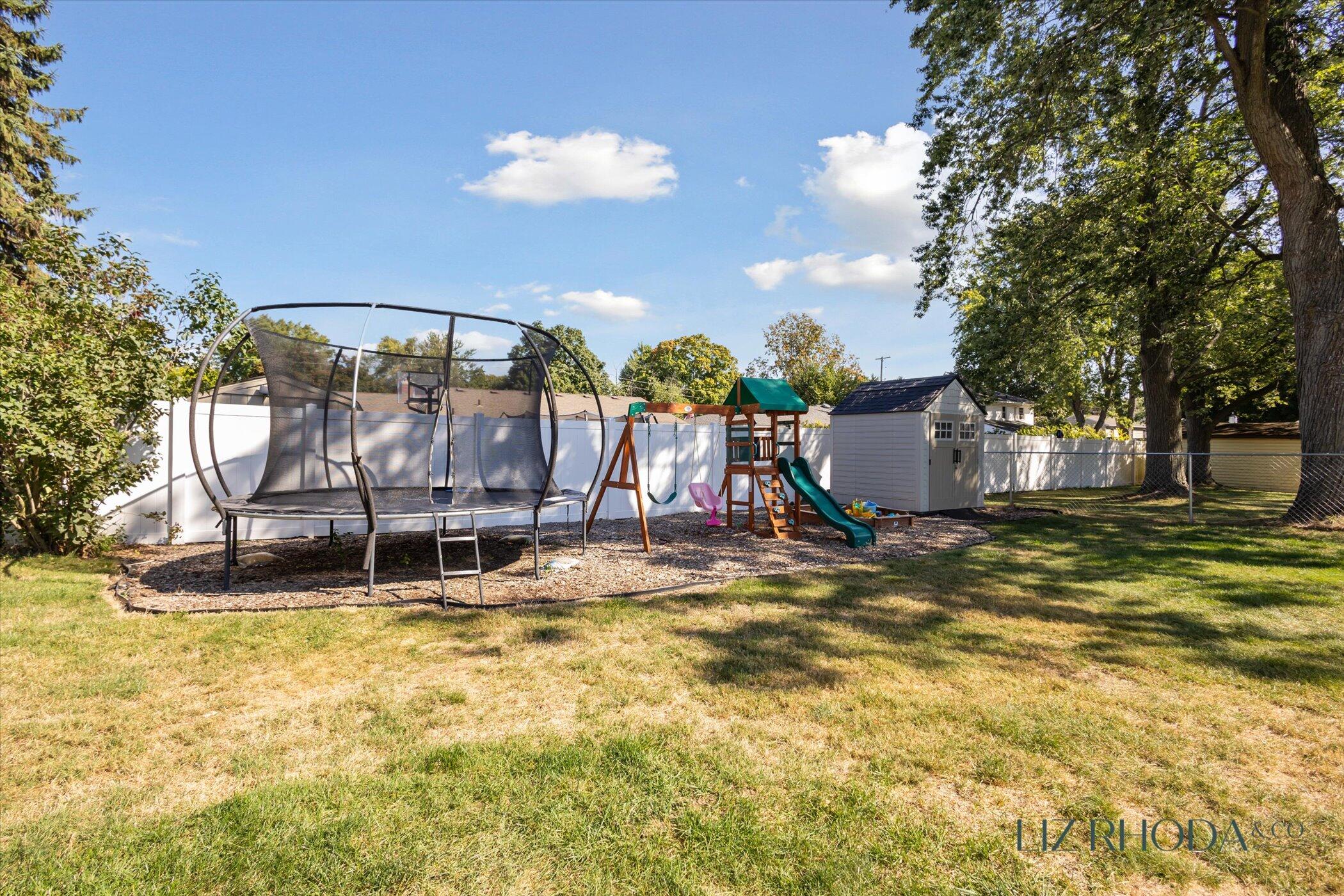 4131 Pineview Street SW