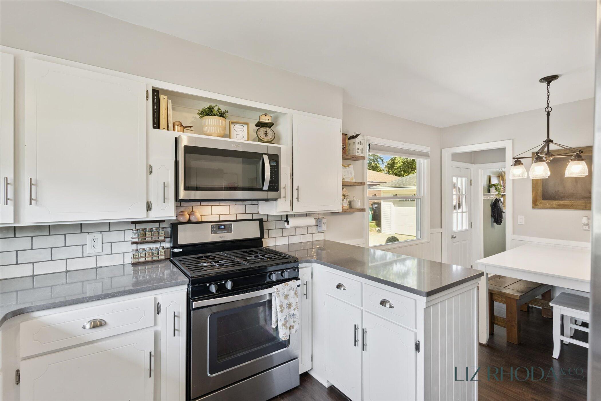 4131 Pineview Street SW