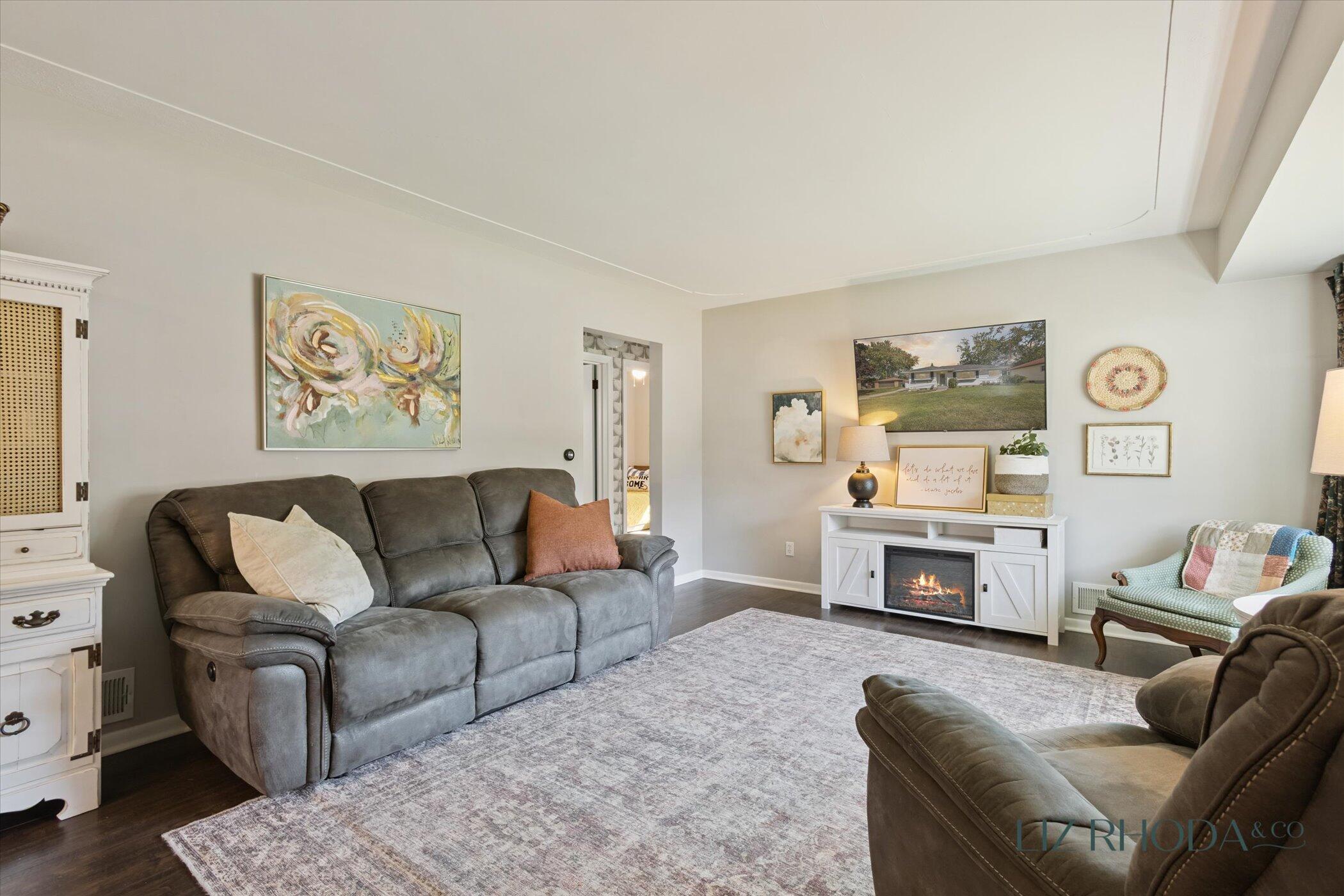 4131 Pineview Street SW