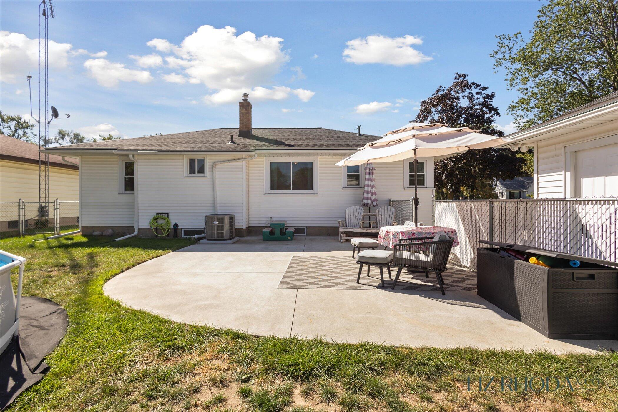 4131 Pineview Street SW