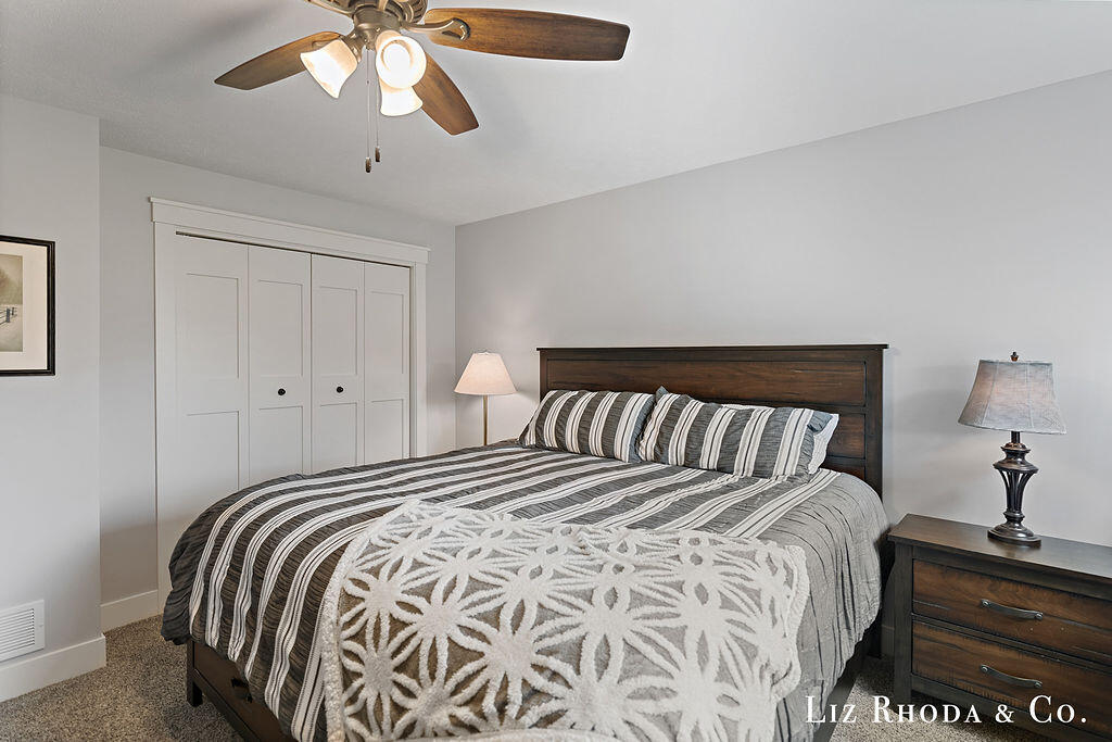 11638 Everett Avenue