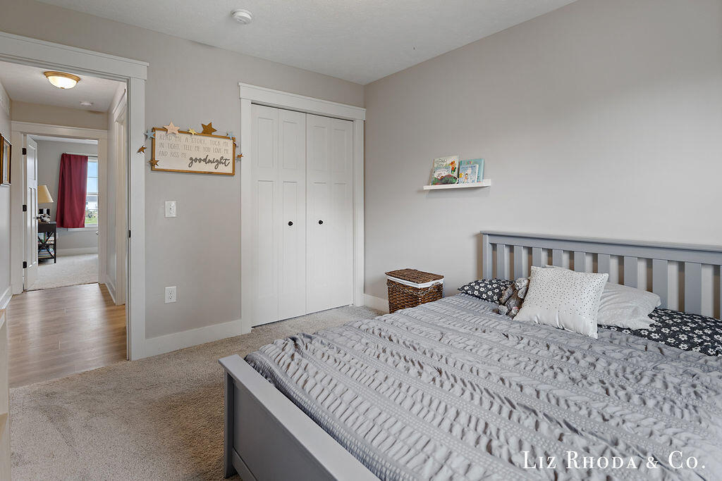 11638 Everett Avenue