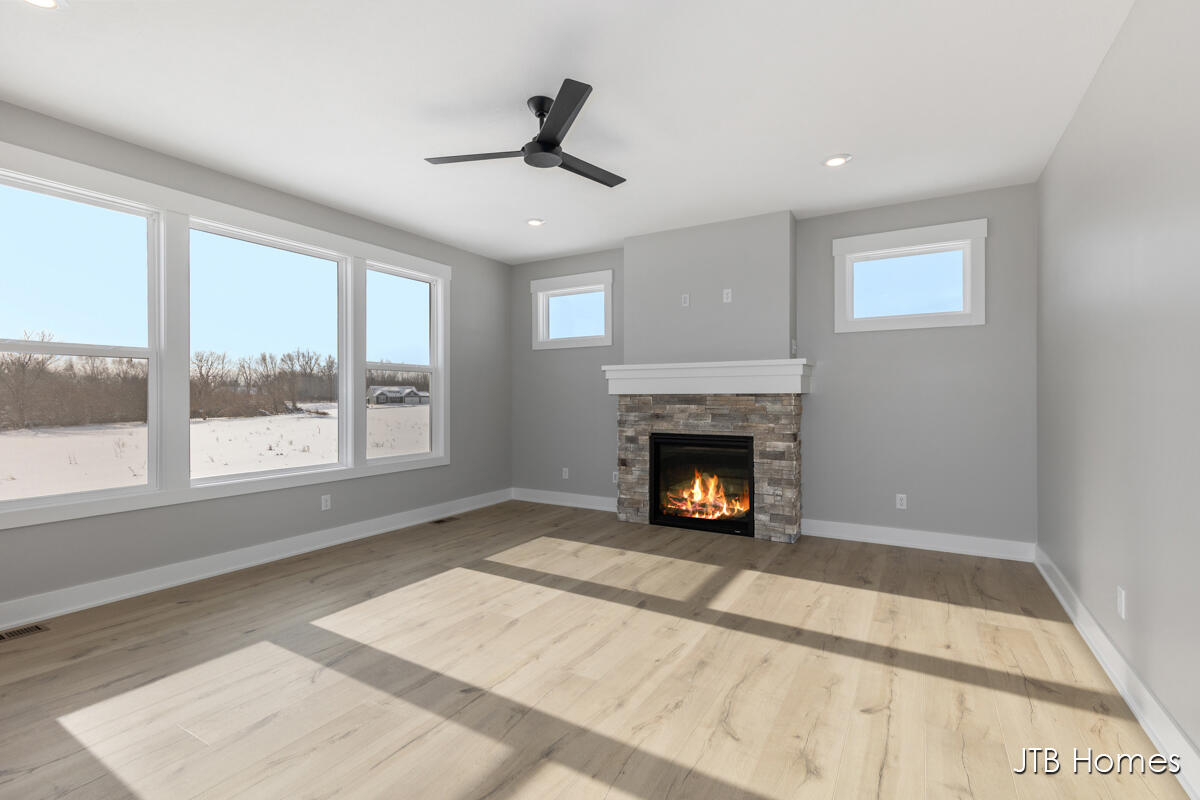 8318 Kettle Hill Court SE