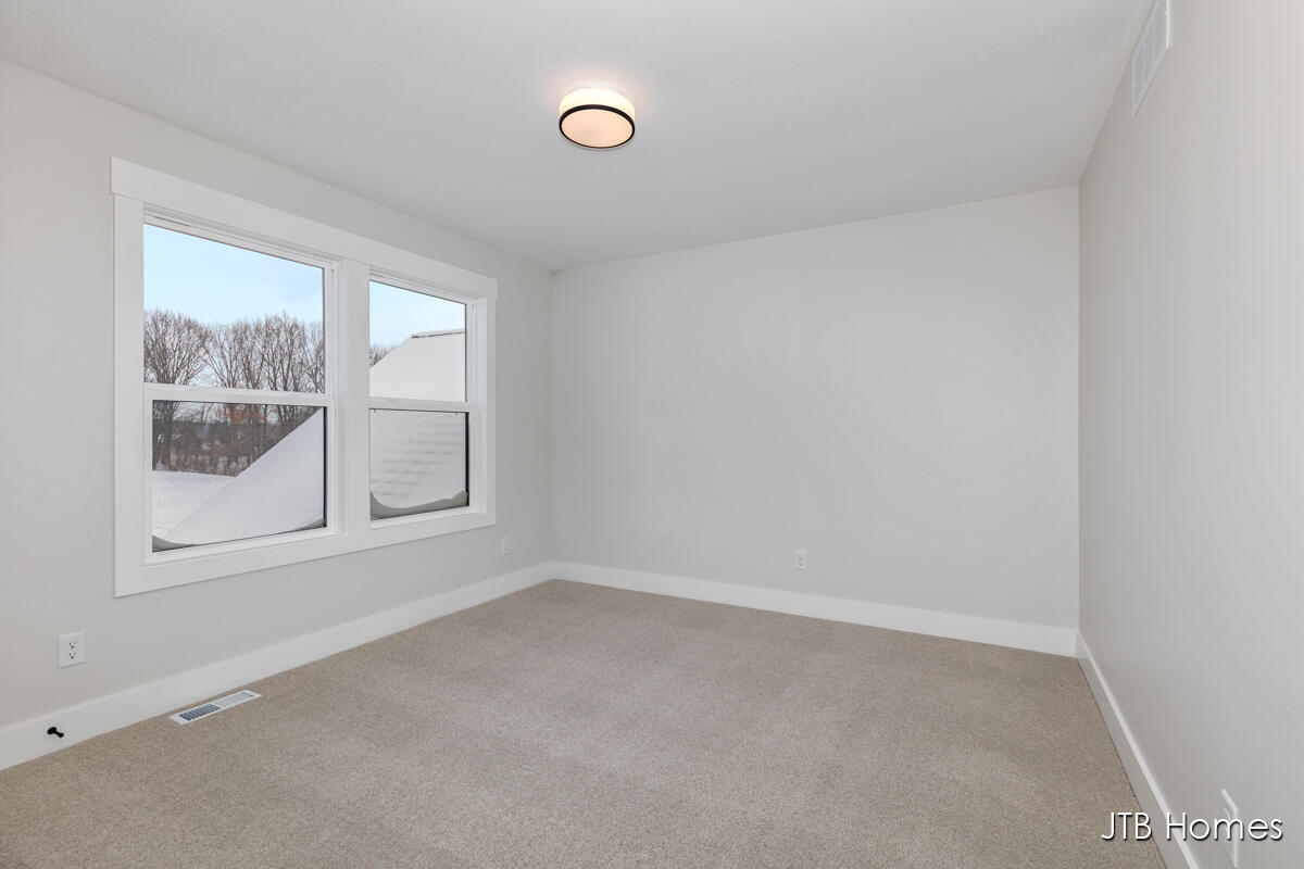 8318 Kettle Hill Court SE