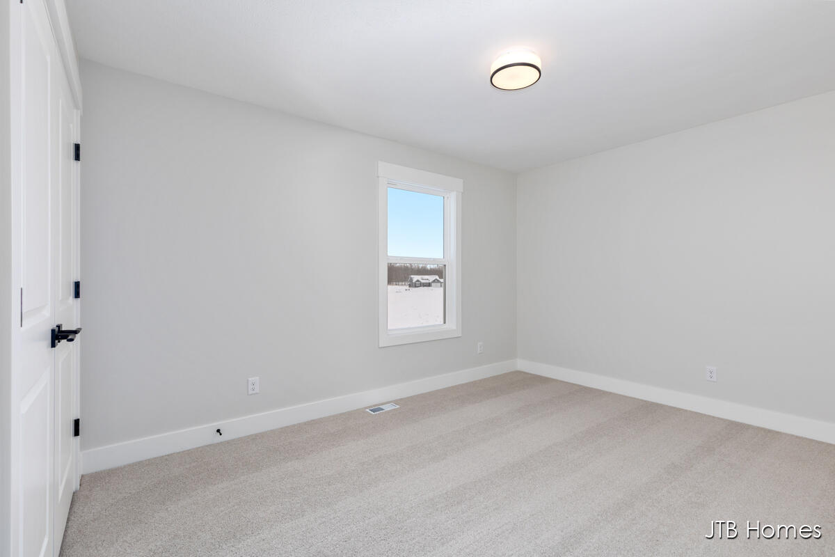 8318 Kettle Hill Court SE