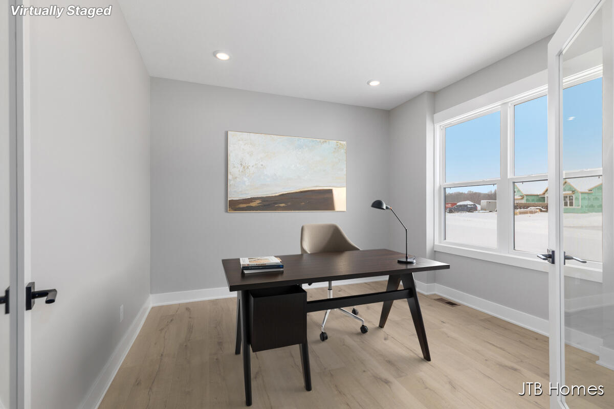 8318 Kettle Hill Court SE