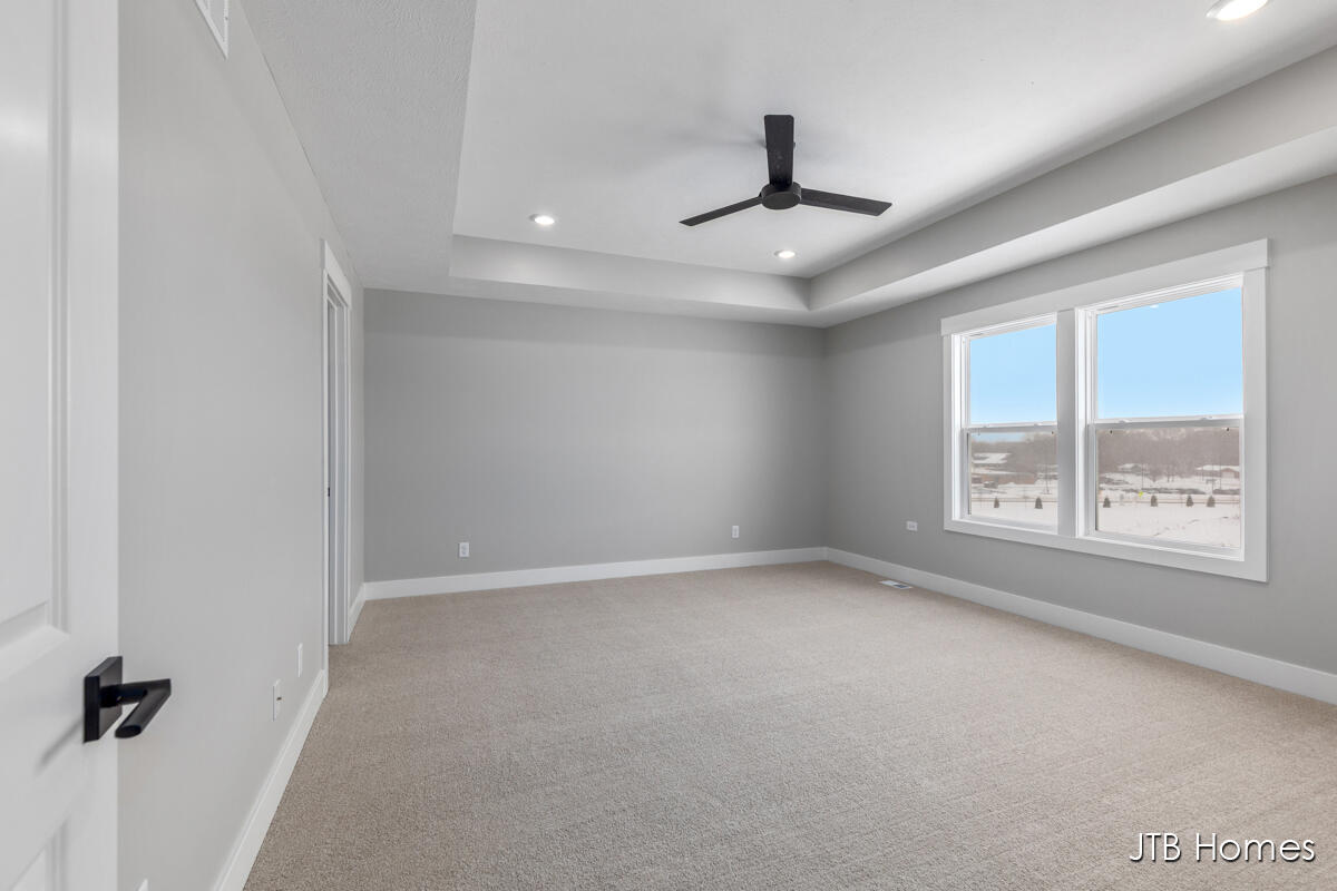 8318 Kettle Hill Court SE