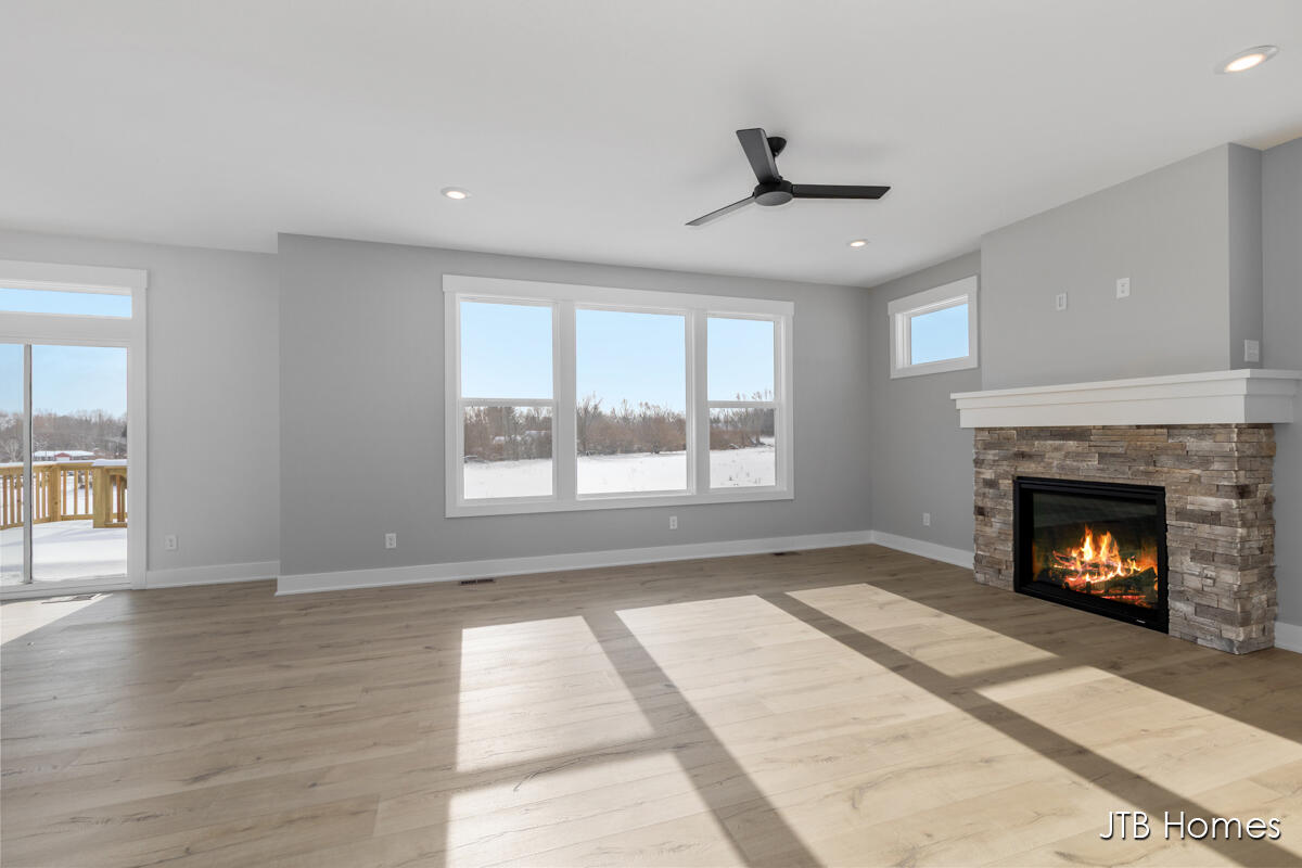 8318 Kettle Hill Court SE