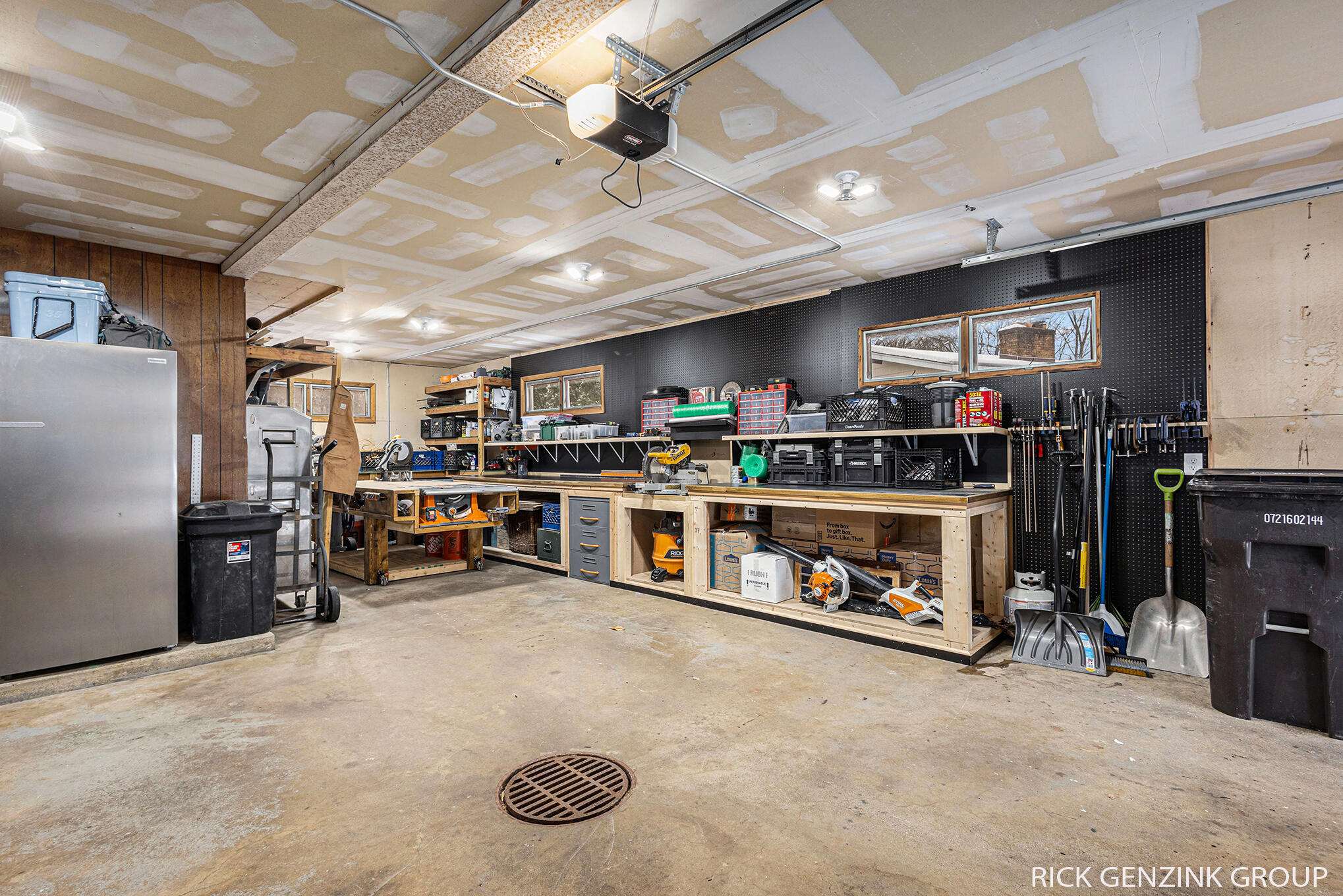 1154 Springwood Drive SE