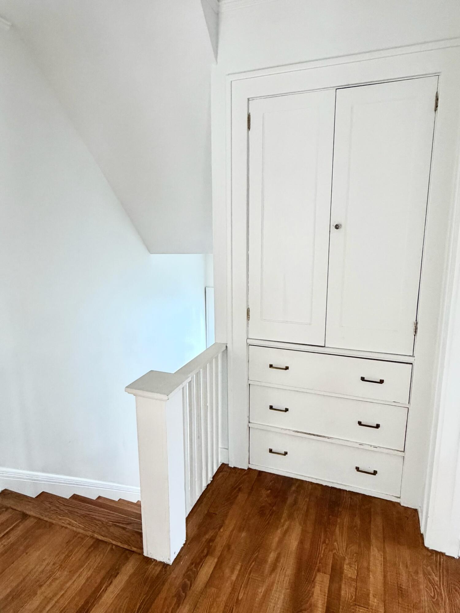 905 Calvin Avenue SE