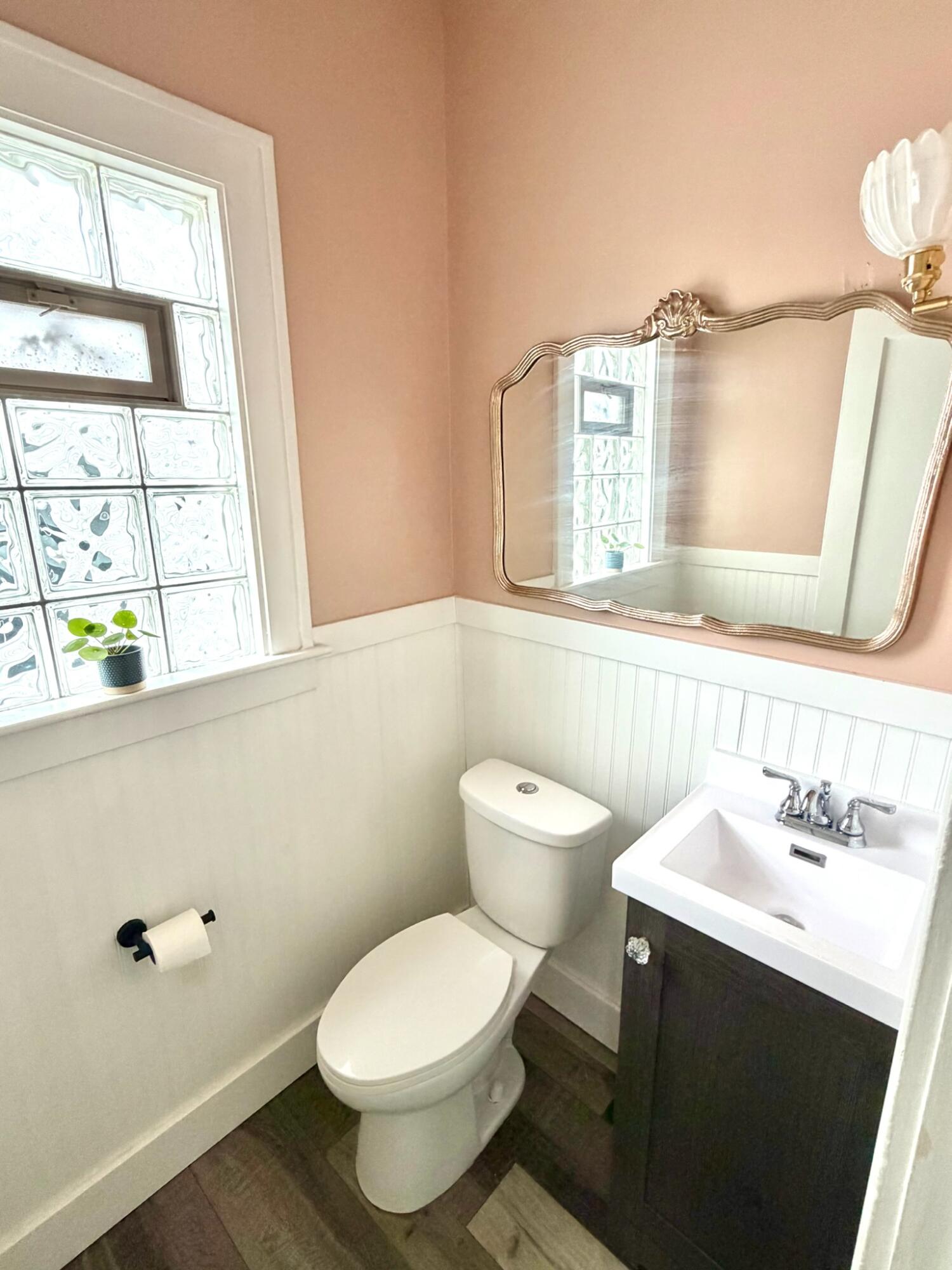 905 Calvin Avenue SE