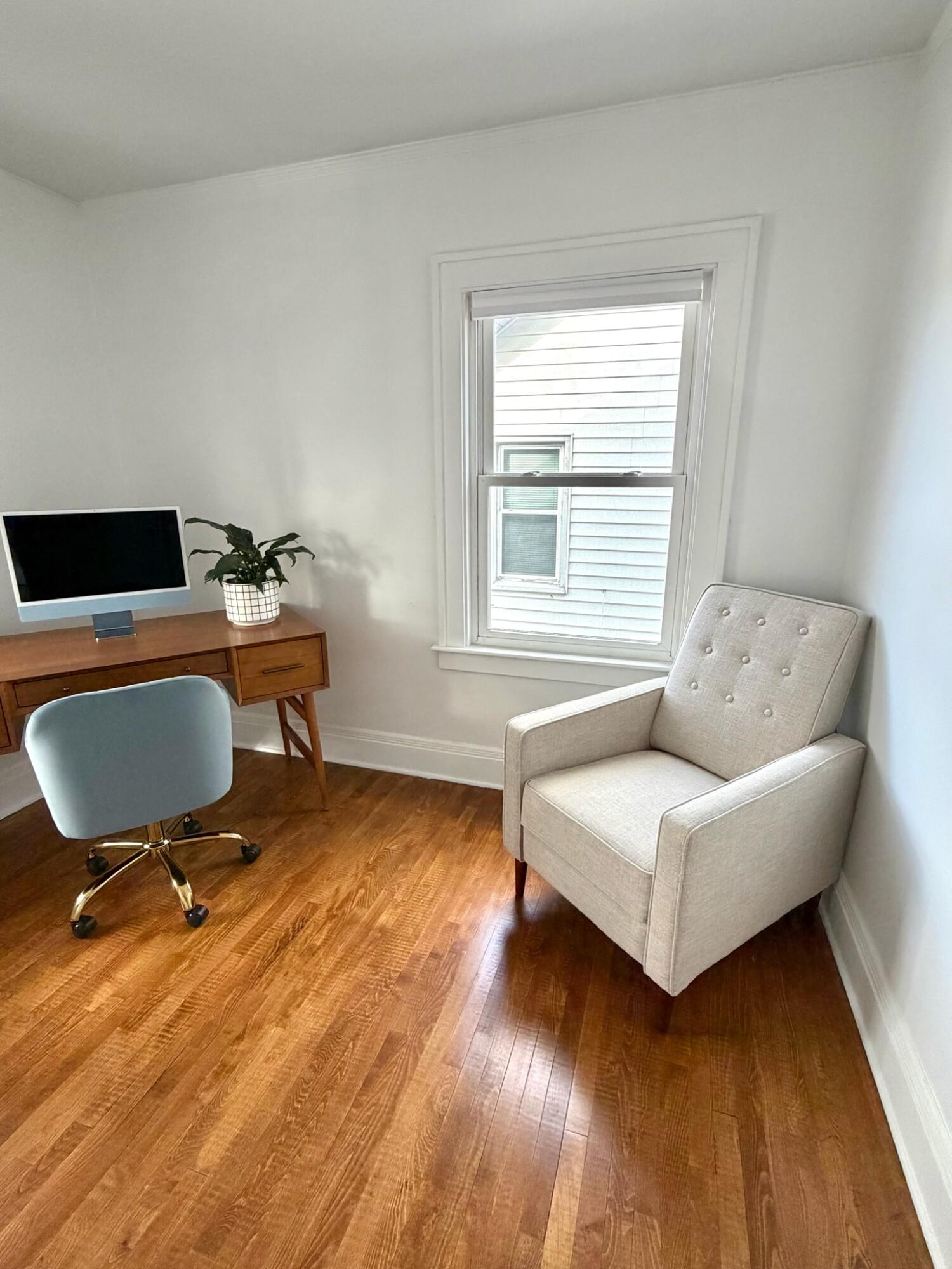 905 Calvin Avenue SE