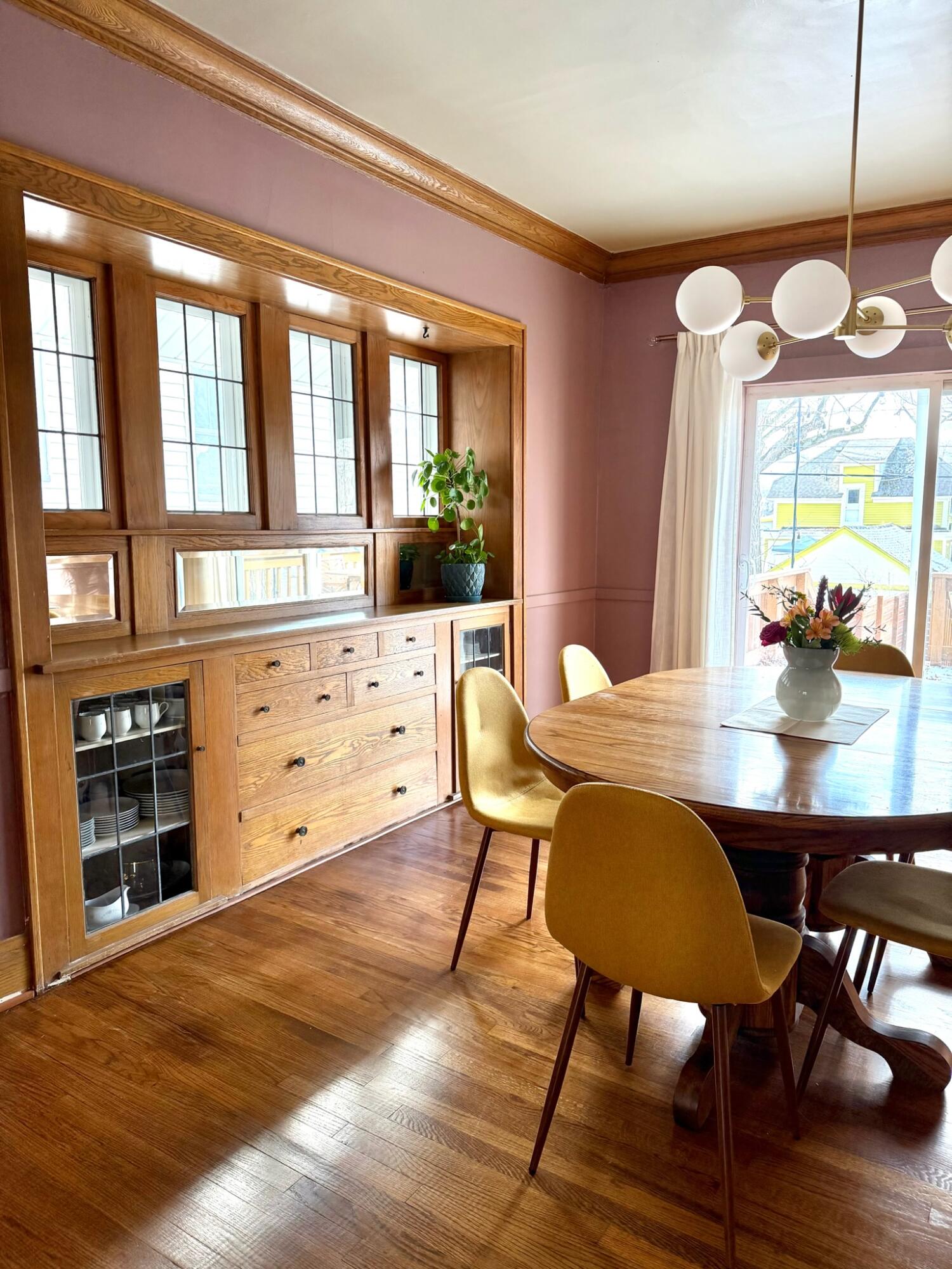 905 Calvin Avenue SE