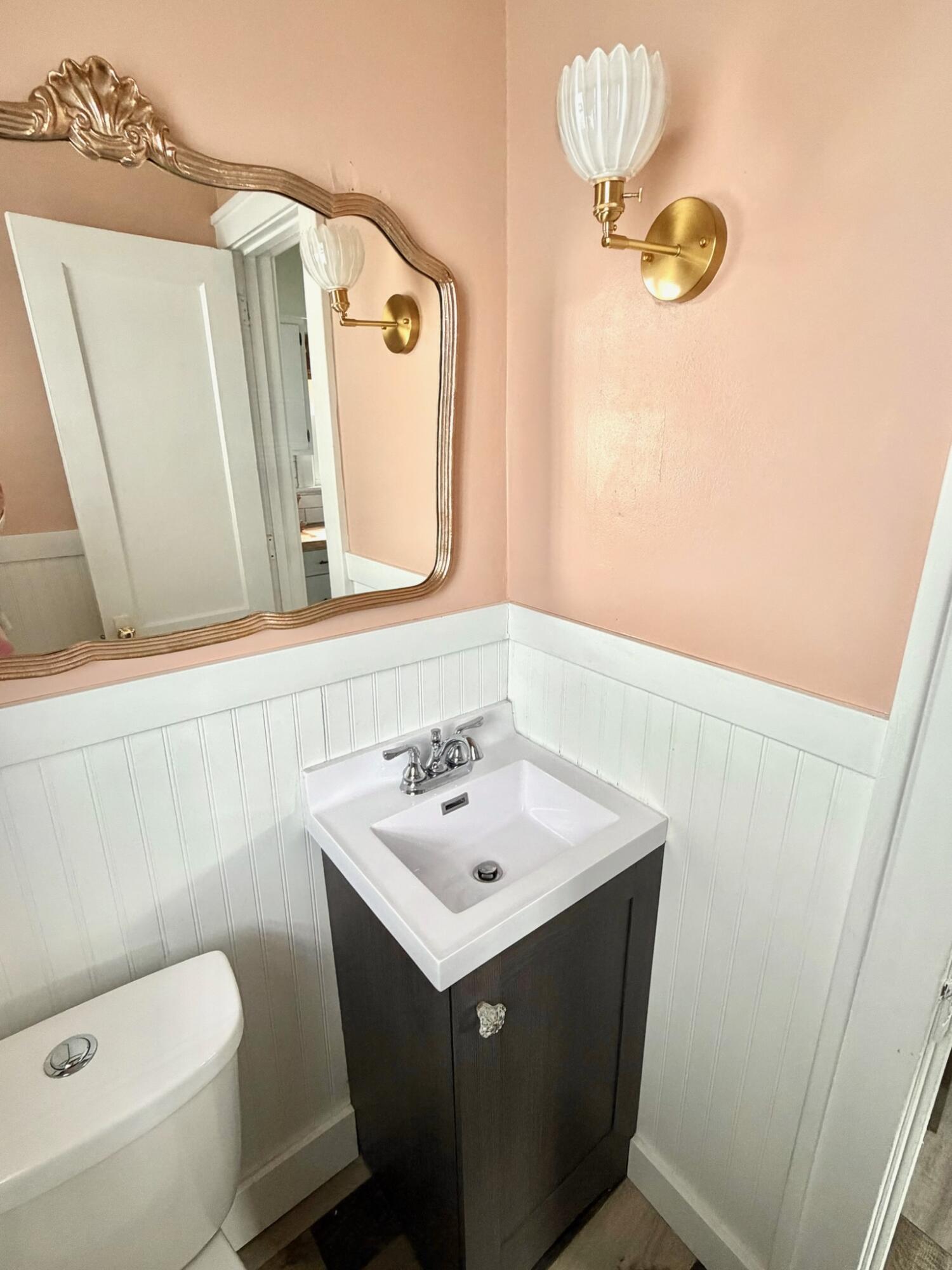 905 Calvin Avenue SE