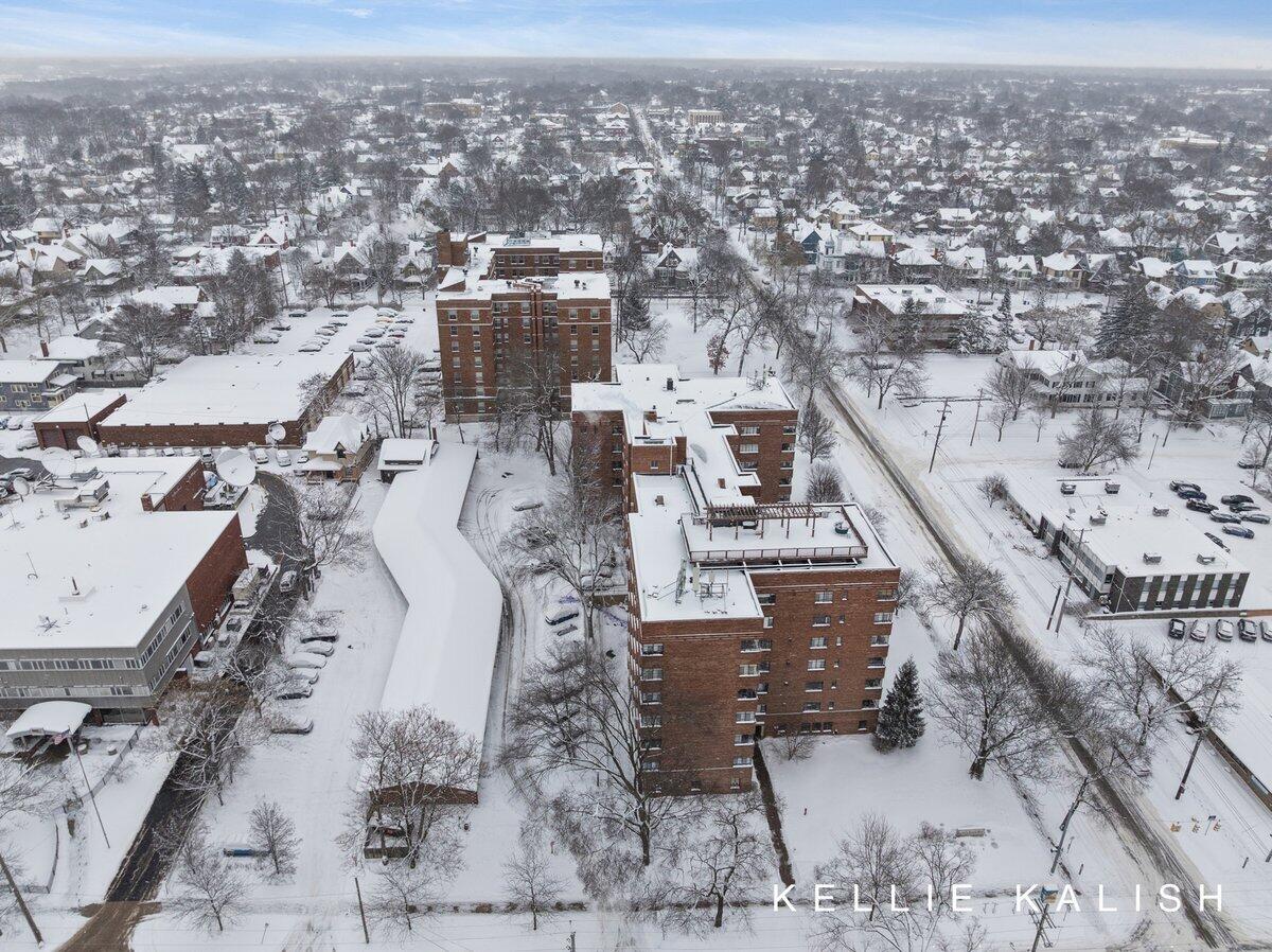 505 Cherry Street SE 217