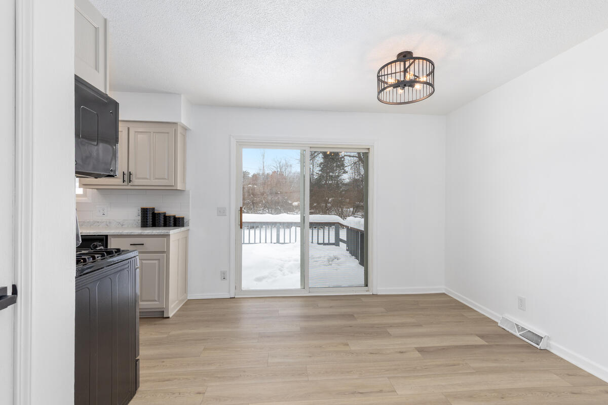 12699 NE Macclain Street NE