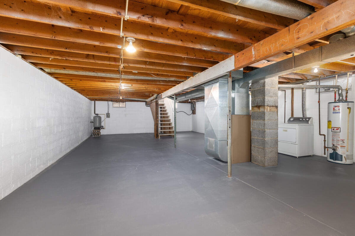 12699 NE Macclain Street NE