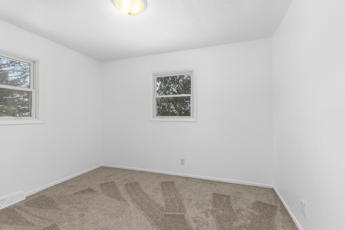 12699 NE Macclain Street NE