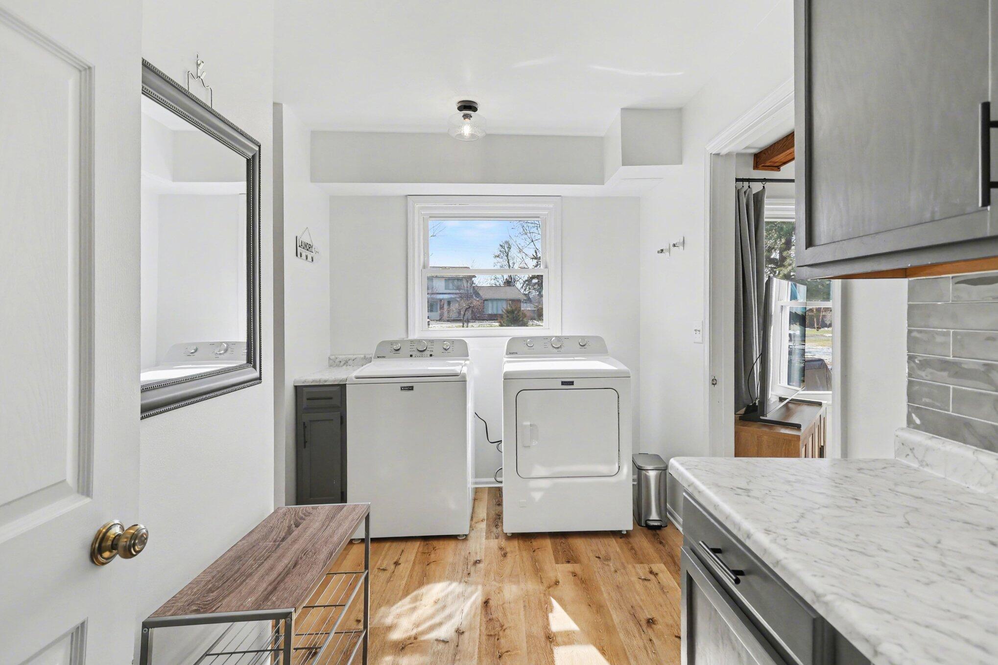 1163 S Lakeside Drive S