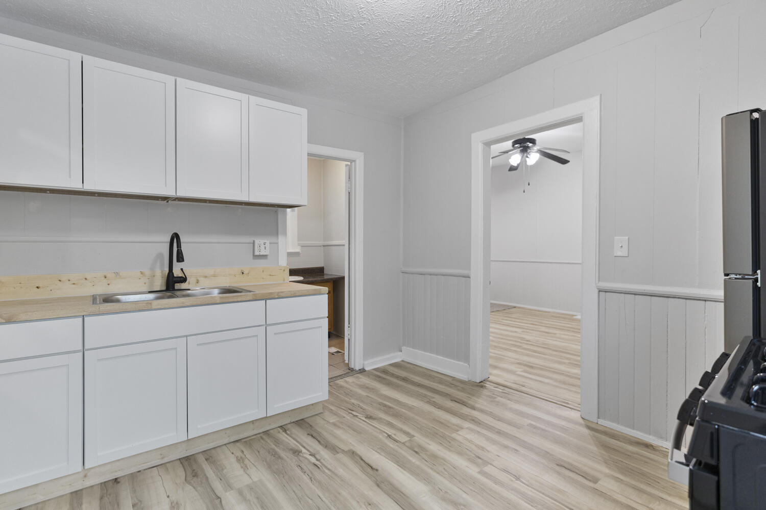 301 Spencer Street NE