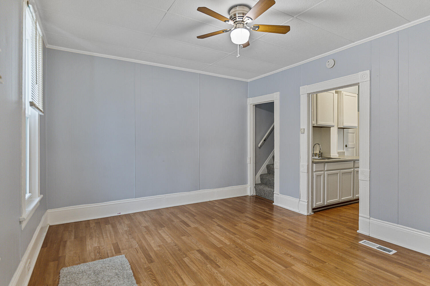 301 Spencer Street NE