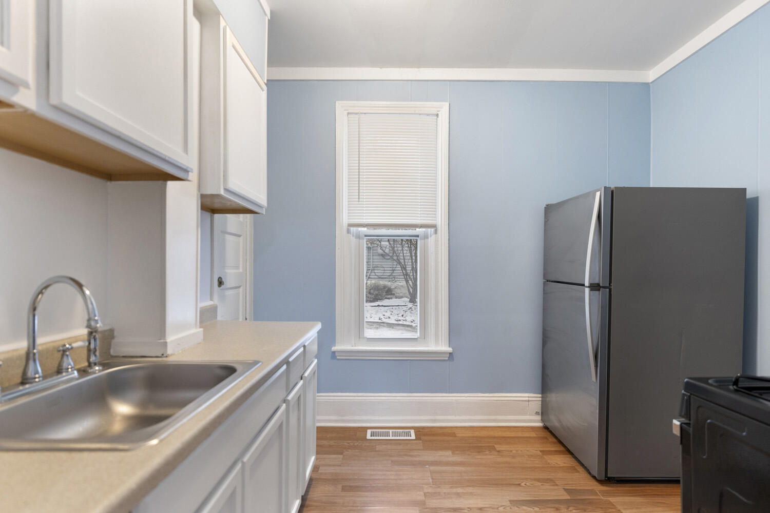 301 Spencer Street NE