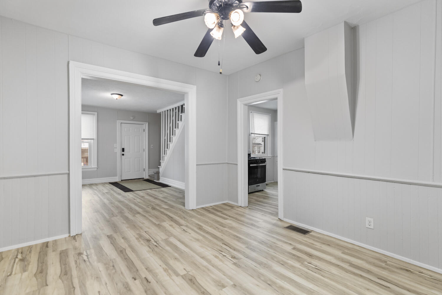 301 Spencer Street NE