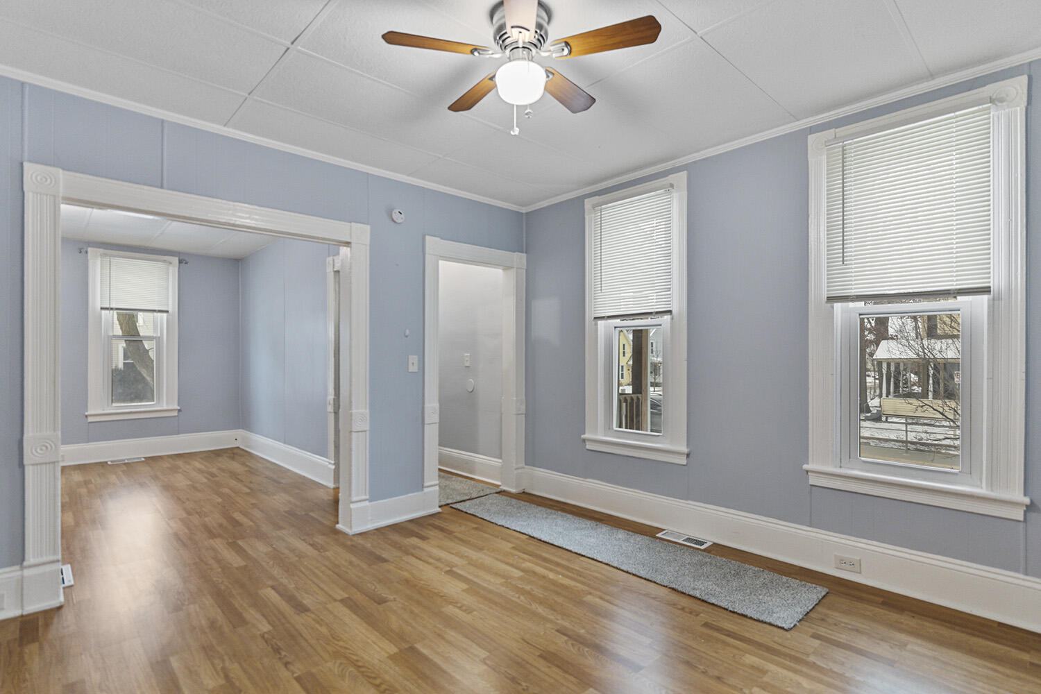 301 Spencer Street NE