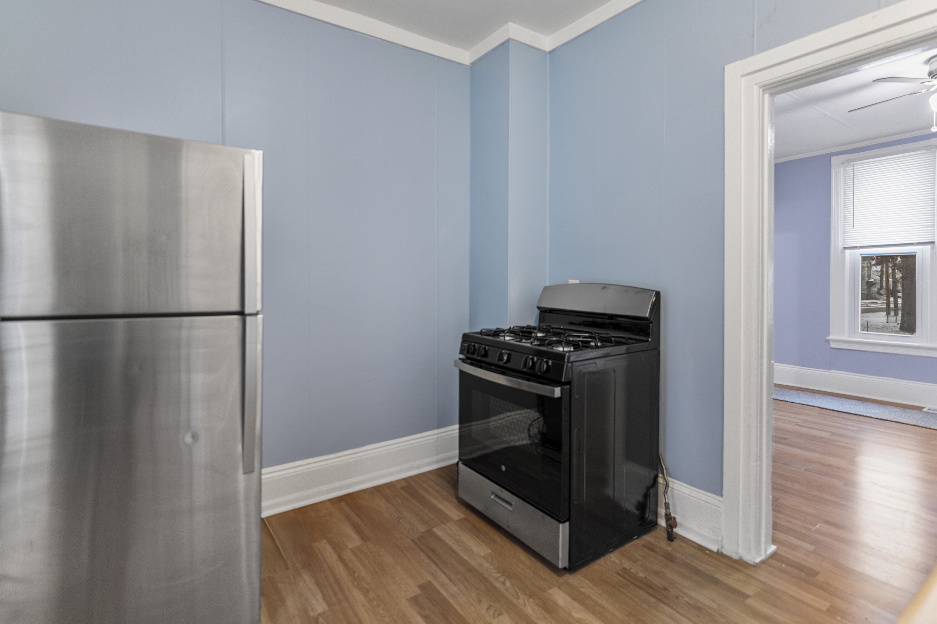 301 Spencer Street NE