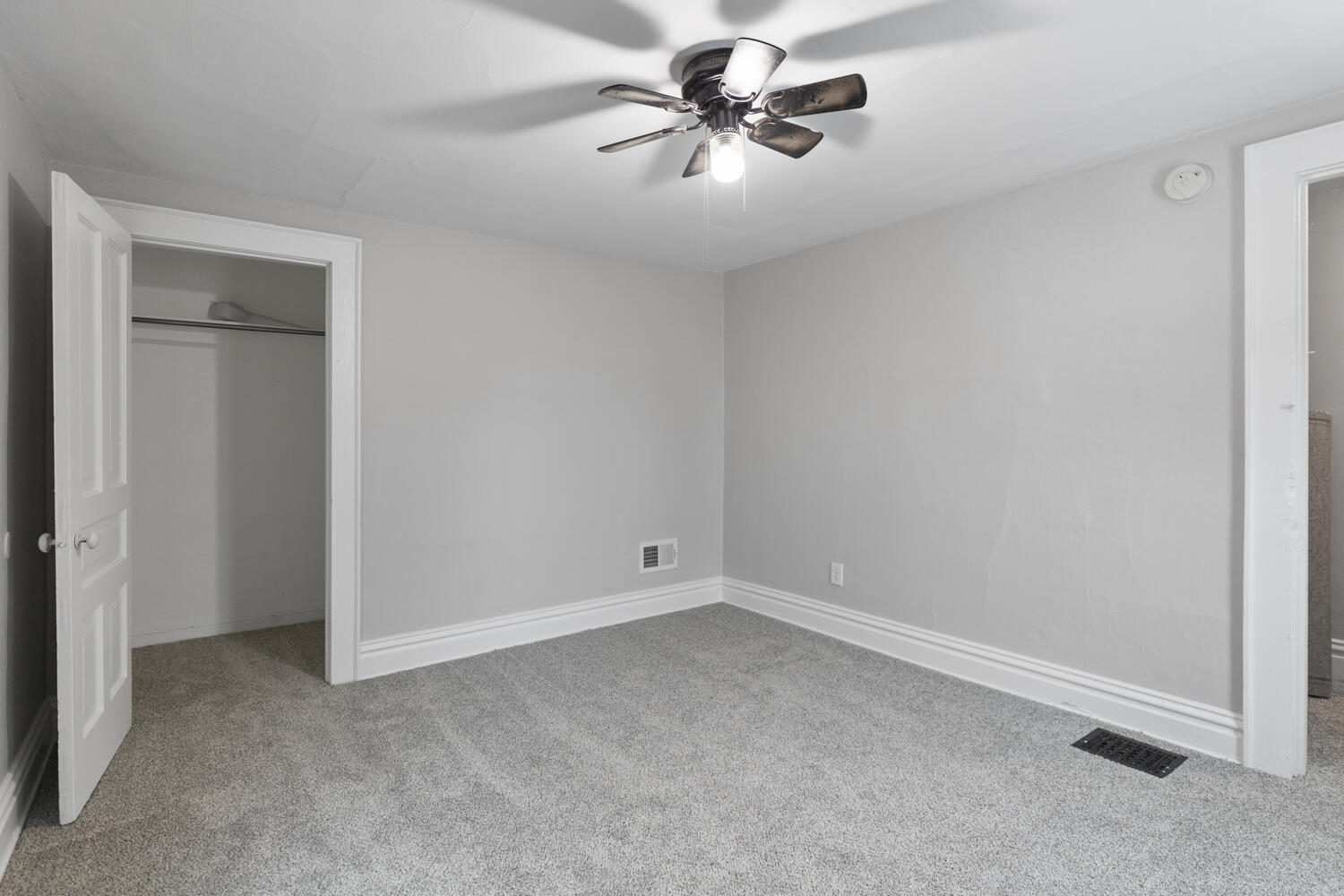 301 Spencer Street NE