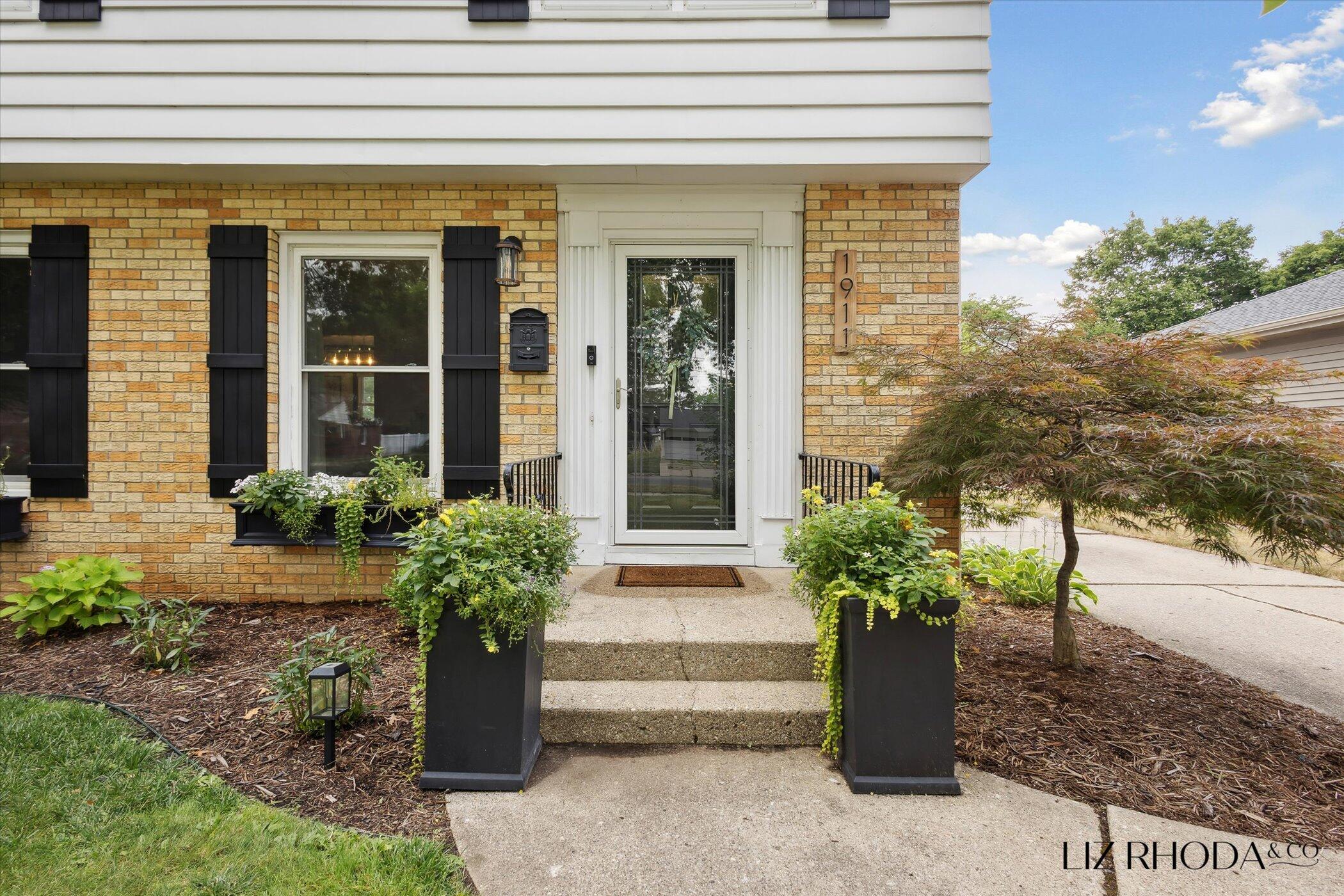 1911 Hutchinson Avenue SE